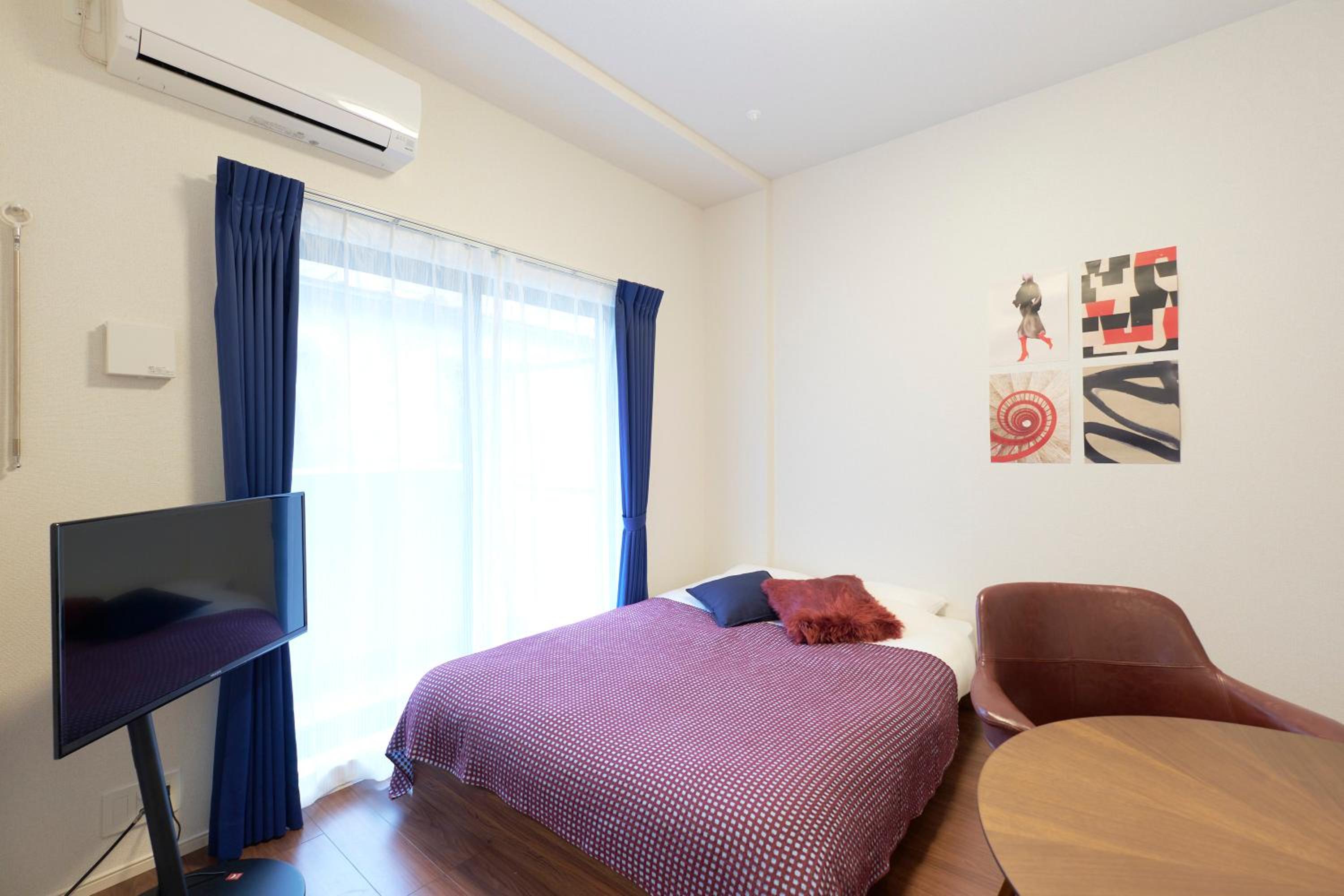 Economy Triple Room photo 1