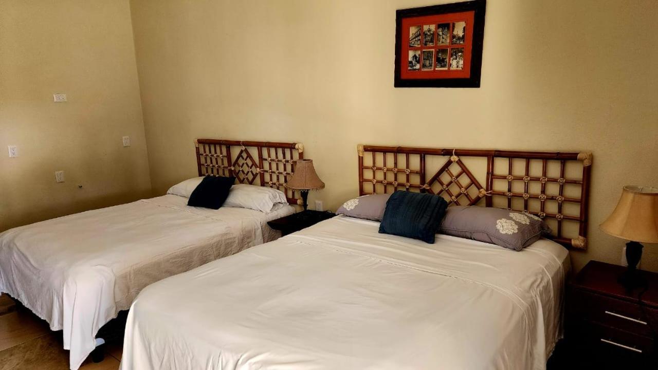 Deluxe Queen Room with Two Queen Beds photo 1