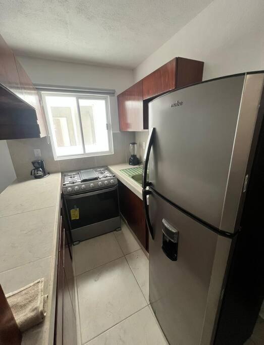 Three-Bedroom Apartment with Balcony photo 3