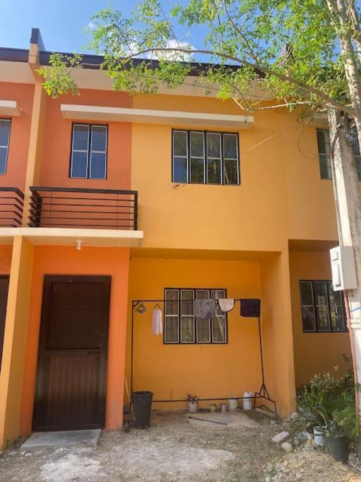 Two-Bedroom House photo 3