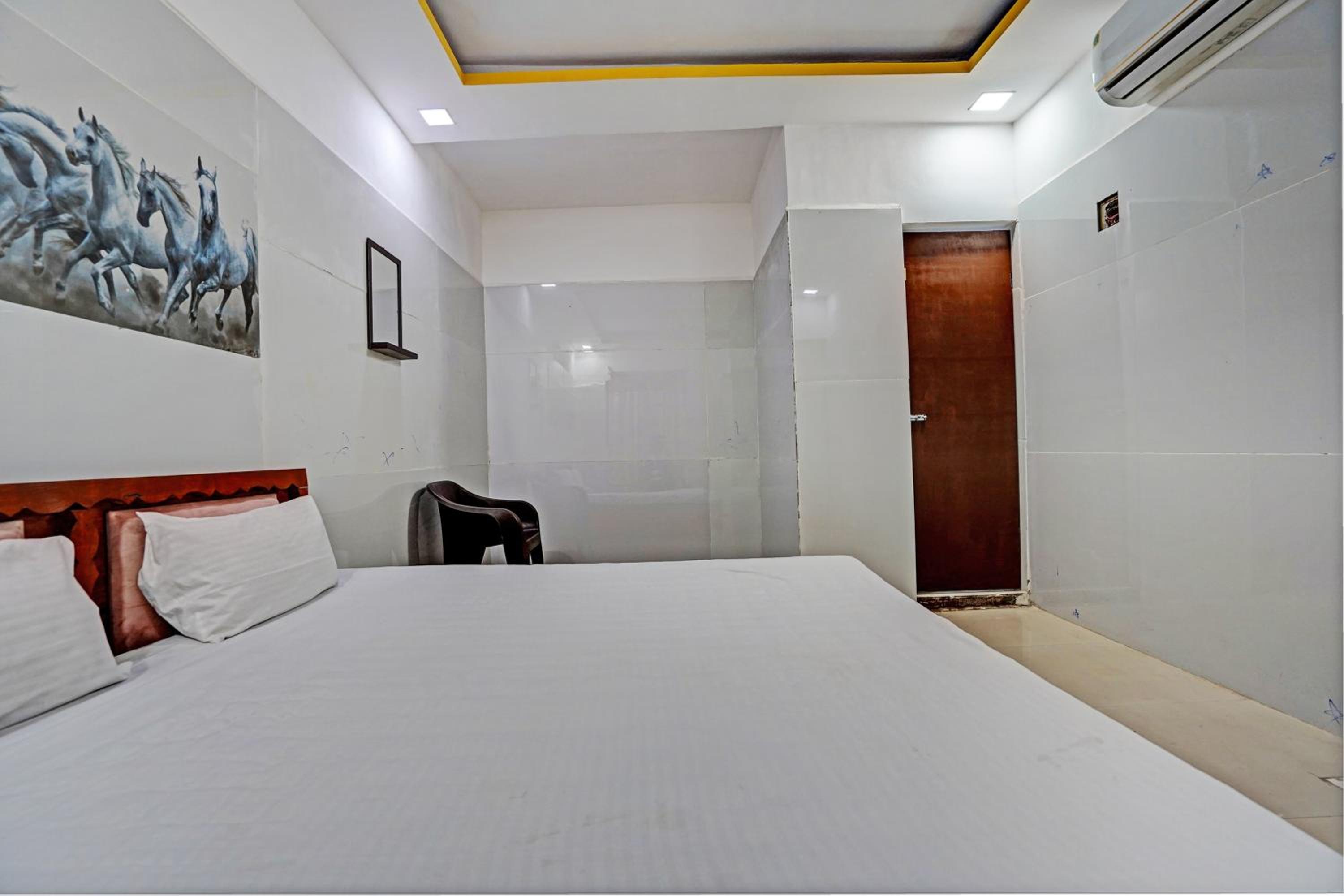 Classic Triple Room photo 2