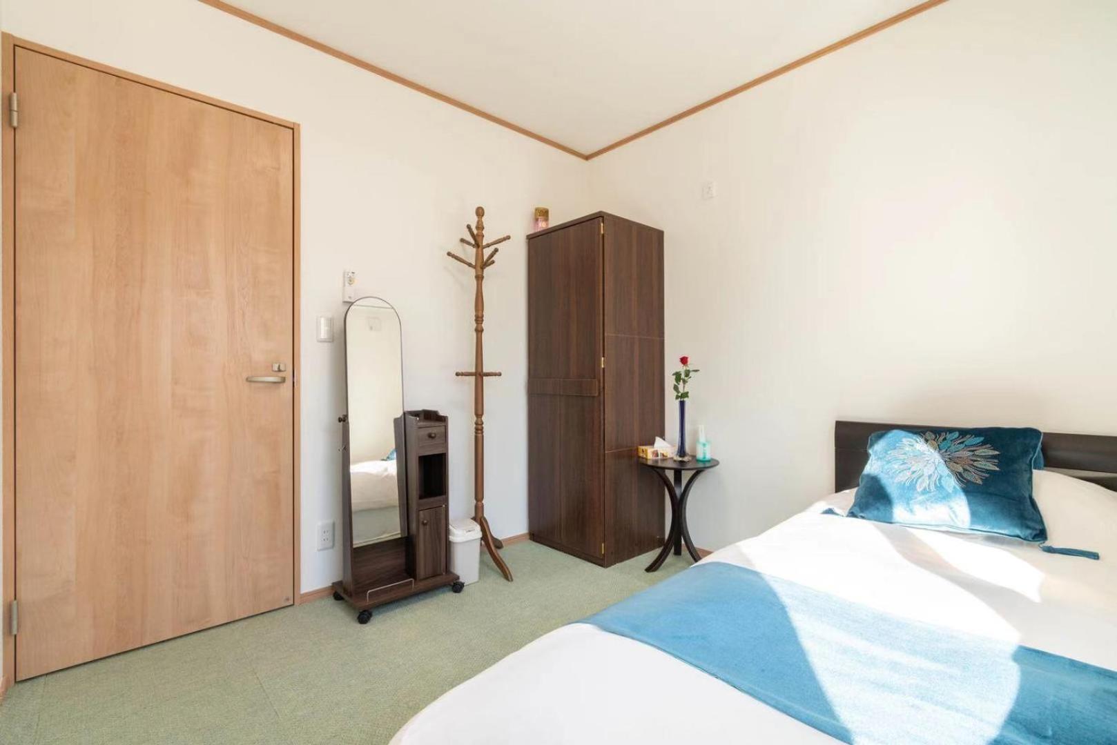 Double Room - Photo 28