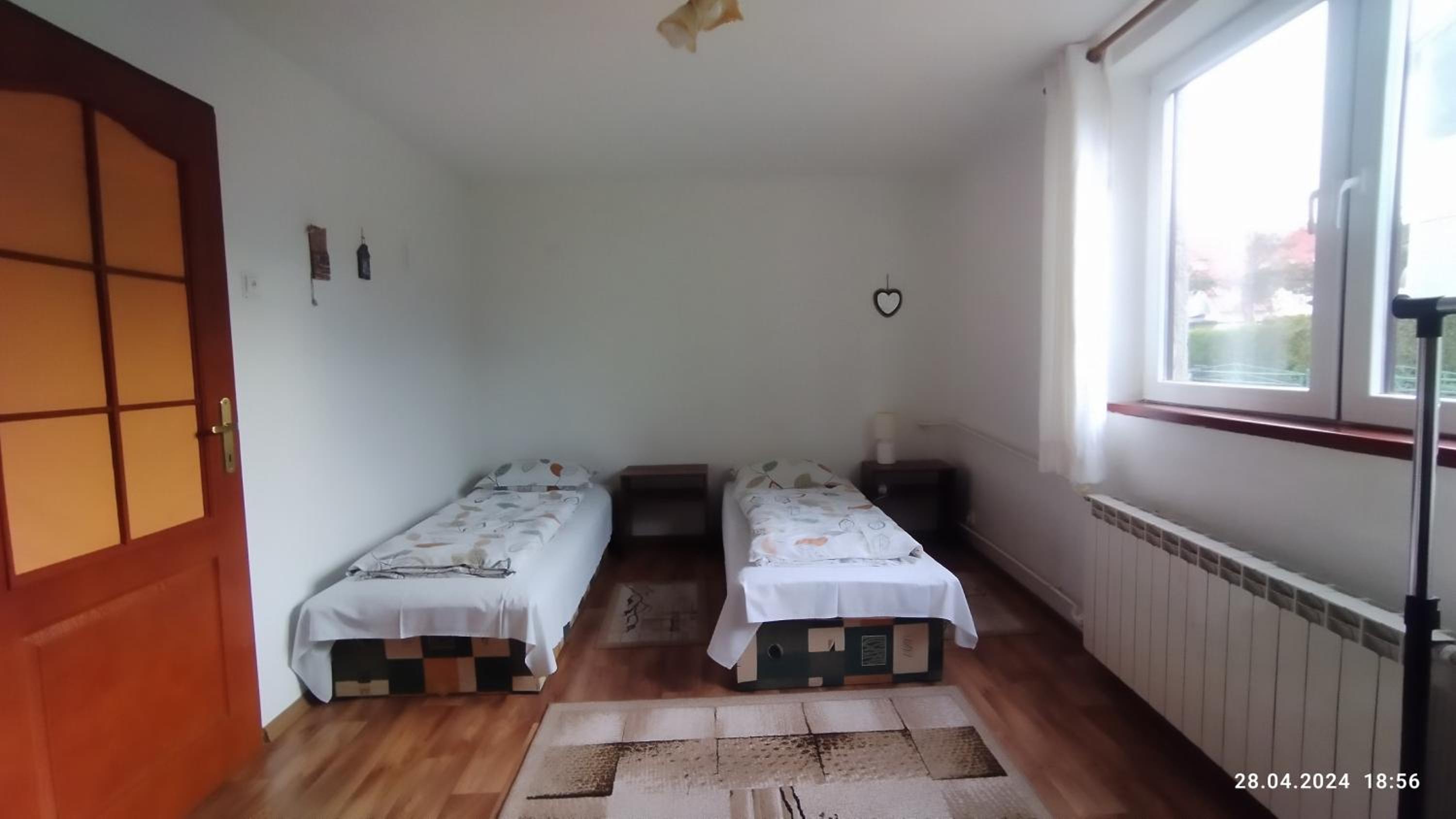Twin Room With Shared Bathroom photo 2