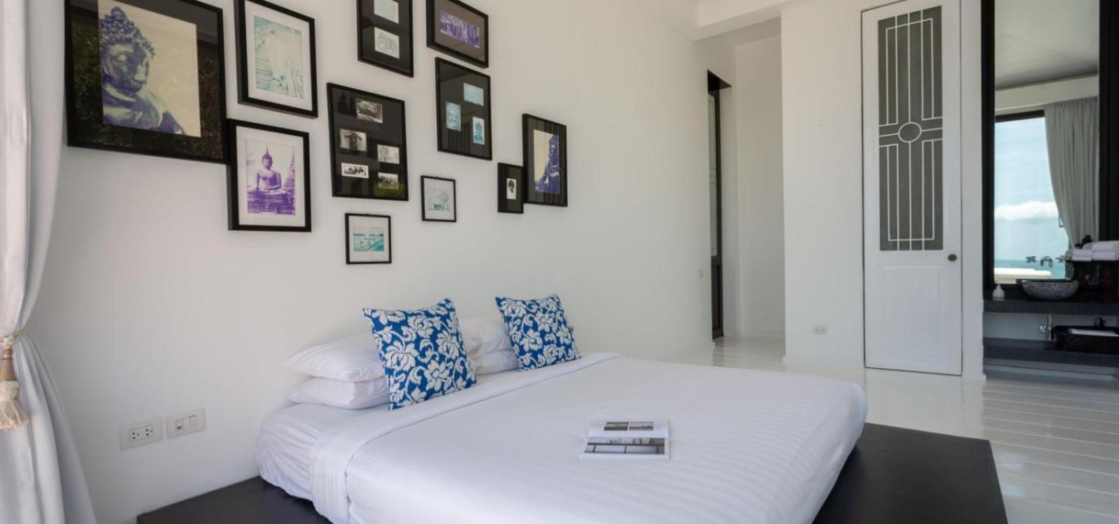 Villa photo 1