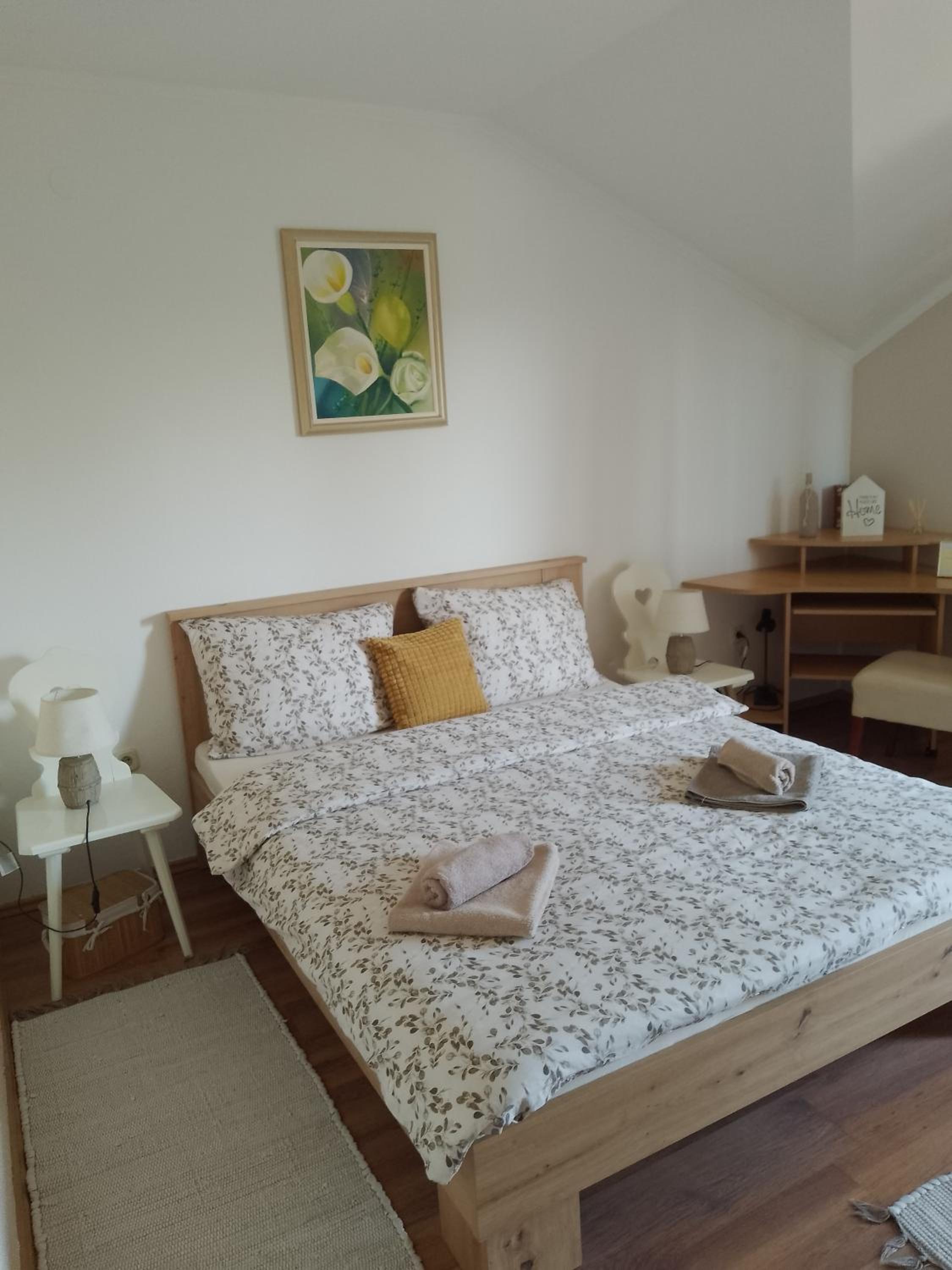 Two-Bedroom Apartment - Photo 22