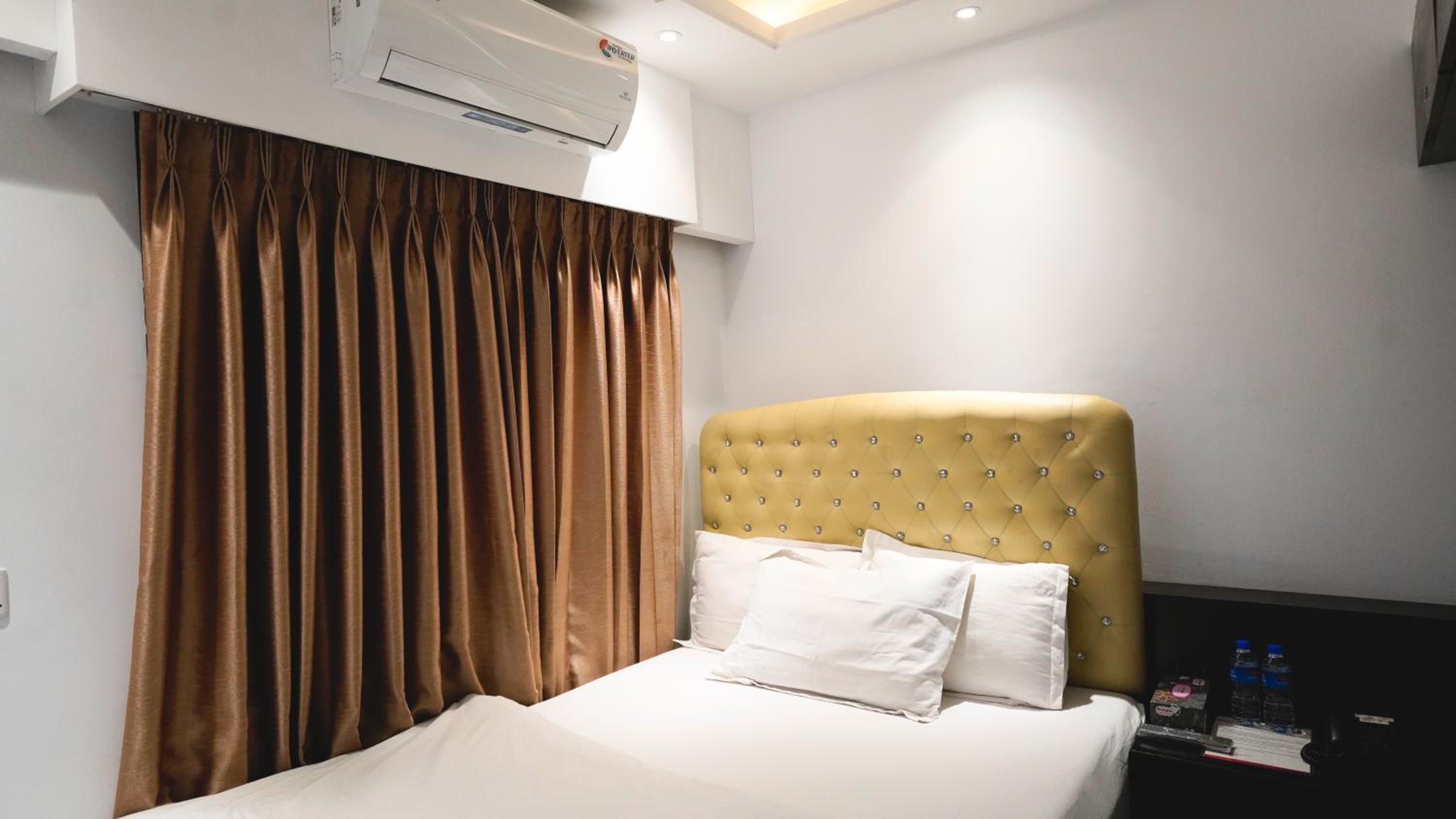 Deluxe Single Room photo 2