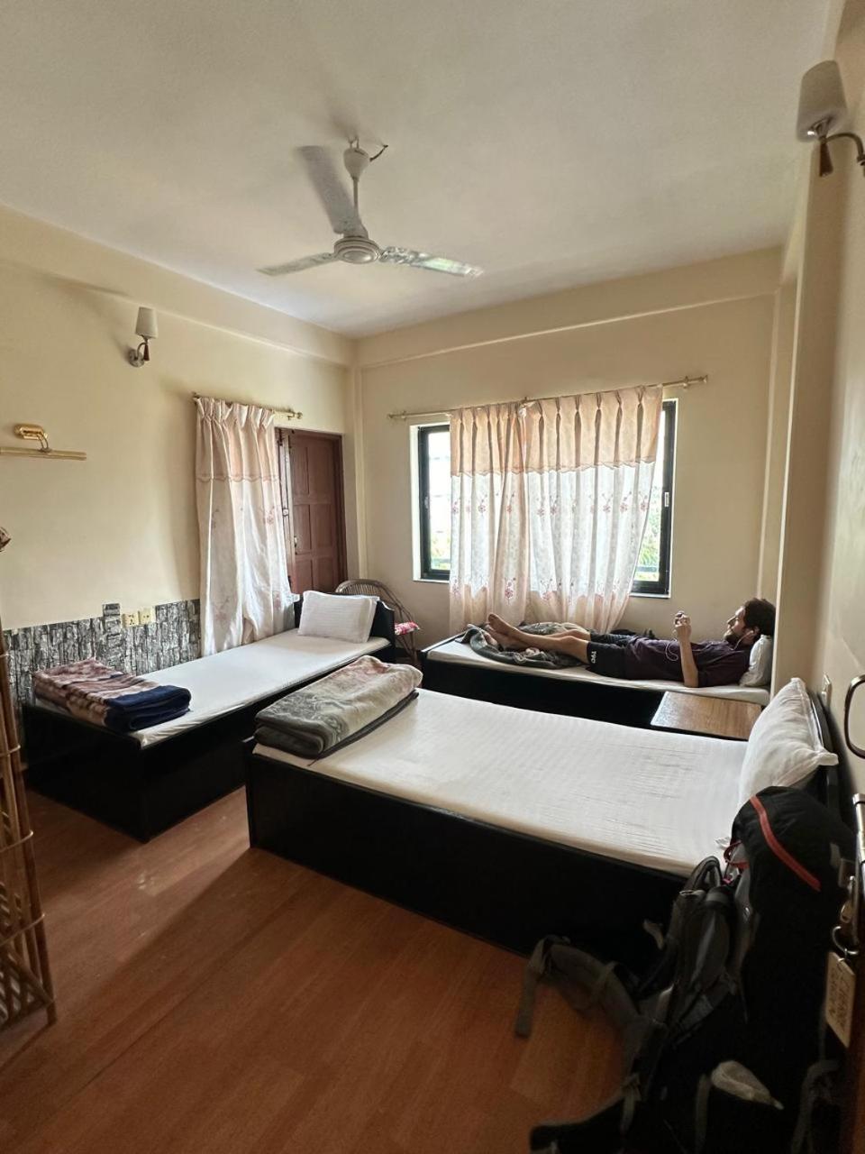 Mixed Dormitory Room photo 1