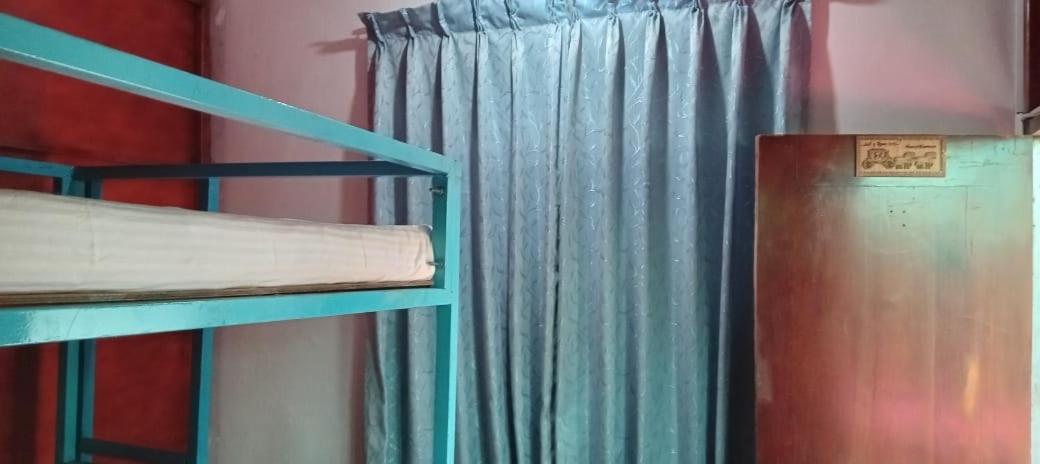 Mixed Dormitory Room photo 3