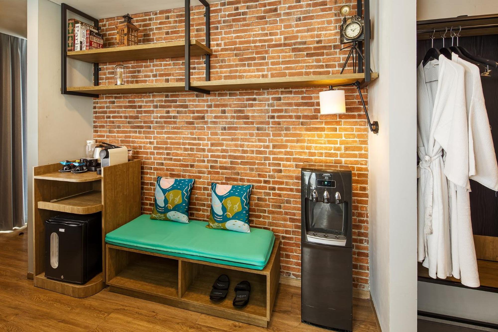 Suite - Photo 6