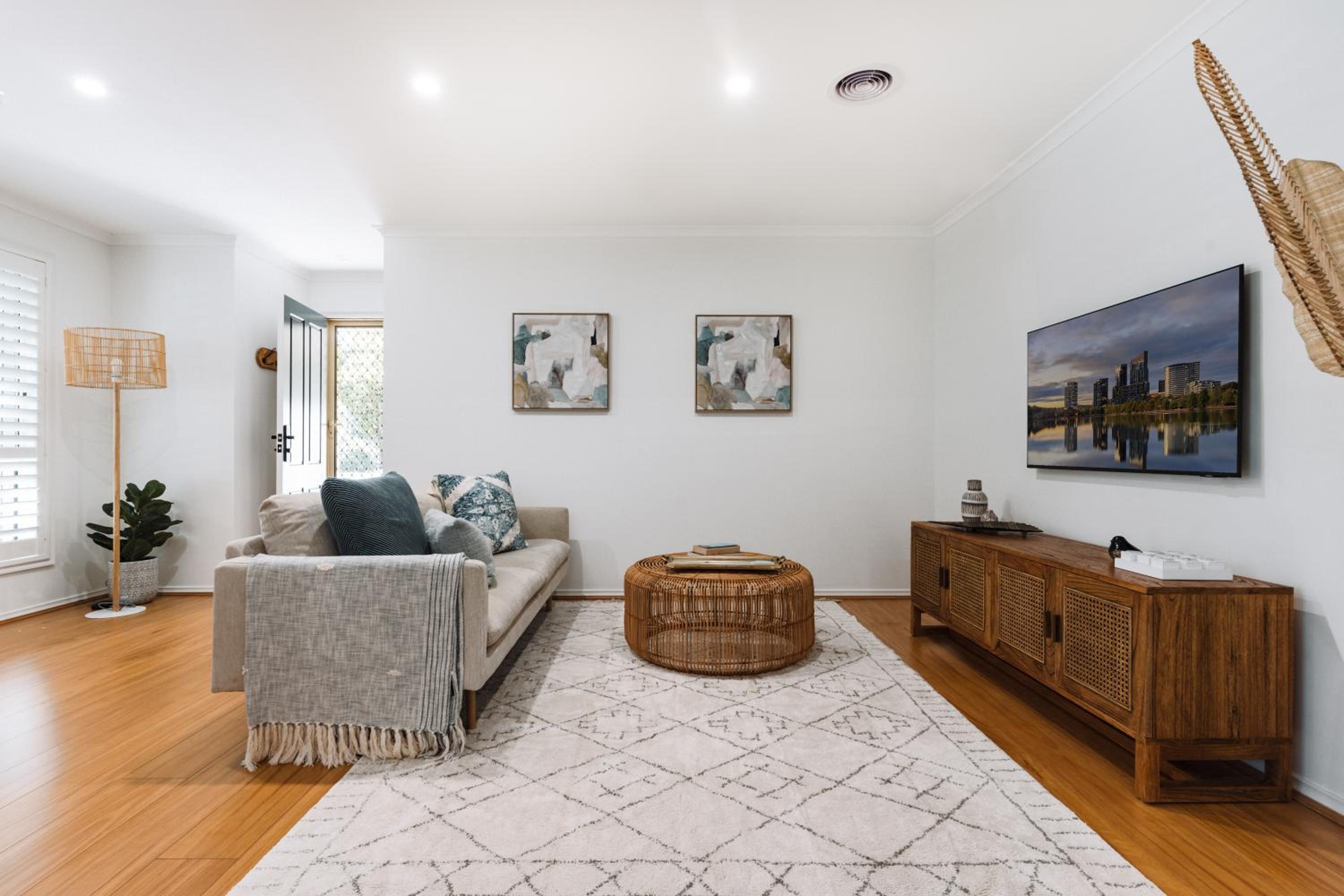 Three-Bedroom House photo 1