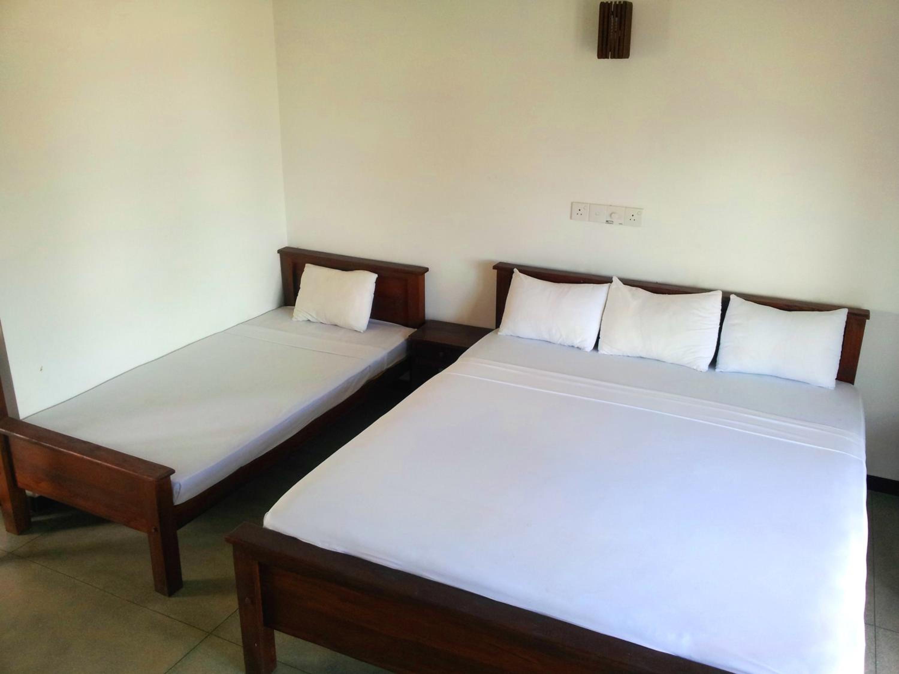 Family Room with Sea View photo 2