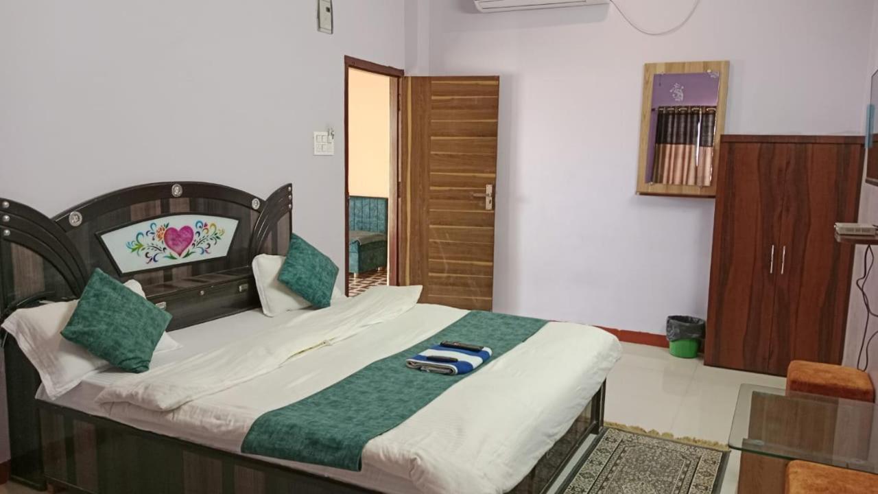 Deluxe Double Room photo 2