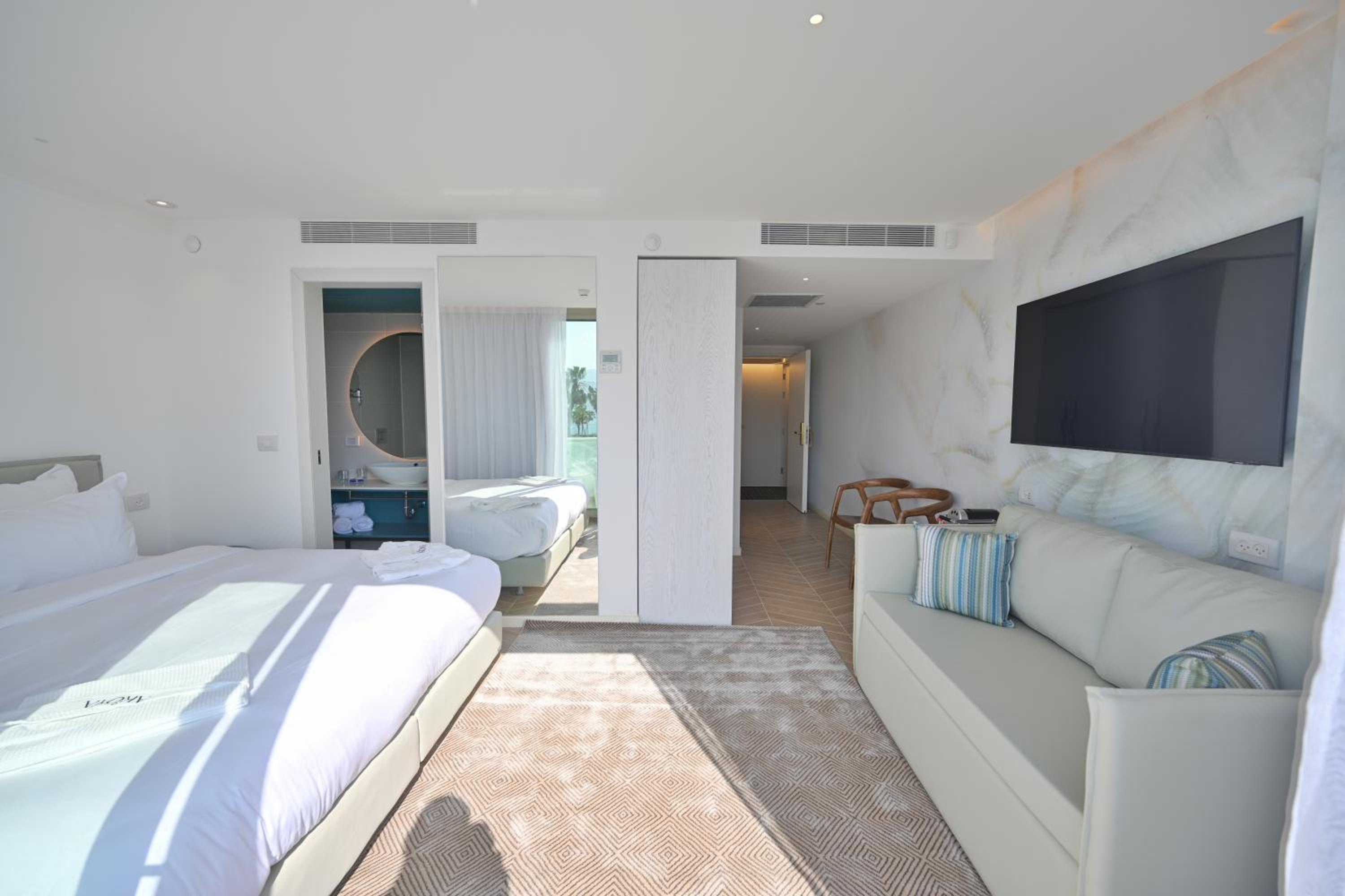 2 Bedroom Family Complax photo 1