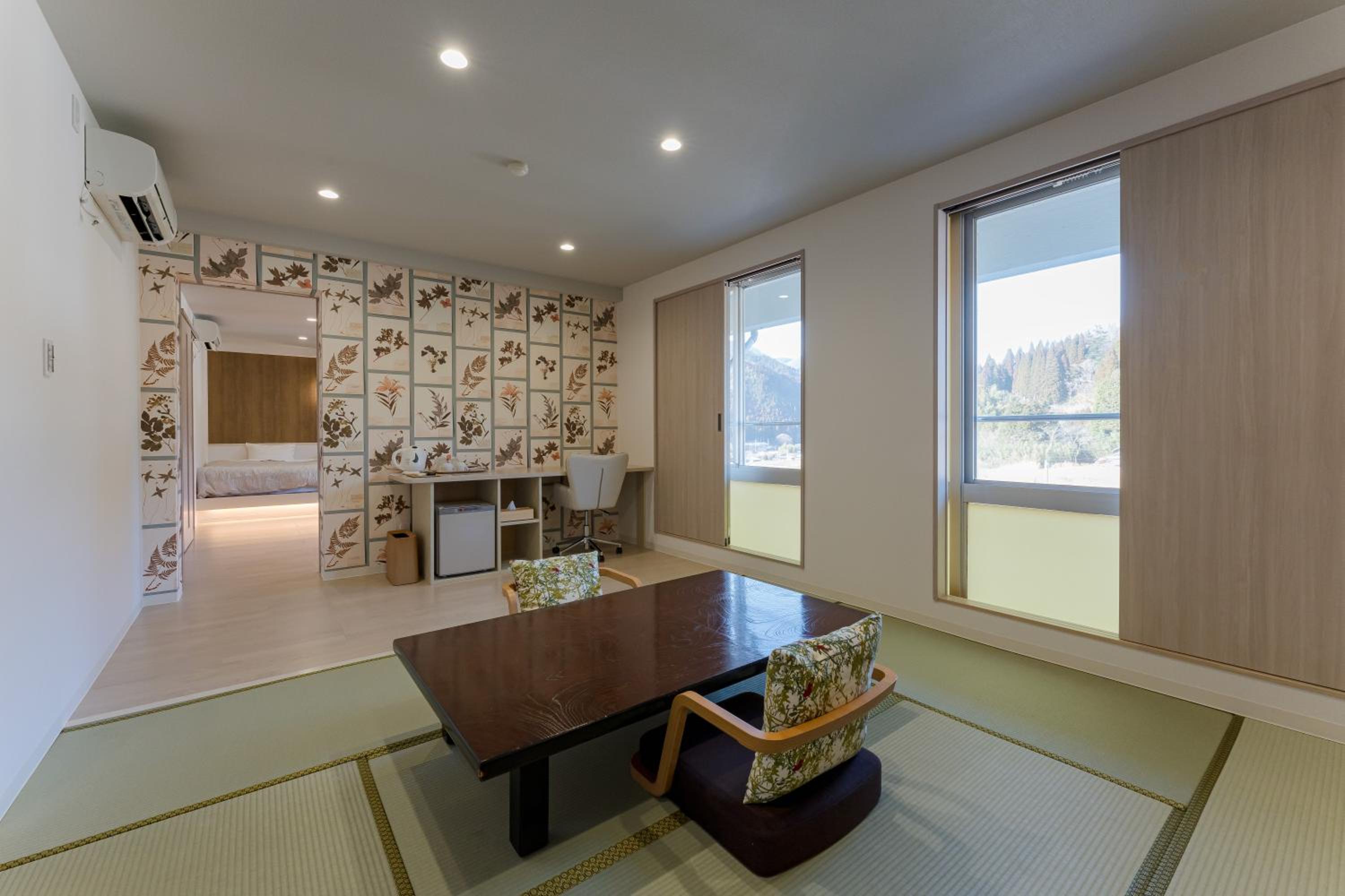 One-Bedroom Suite photo 2