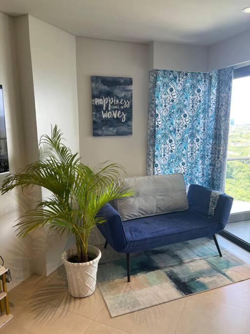 Studio Apartment with Balcony