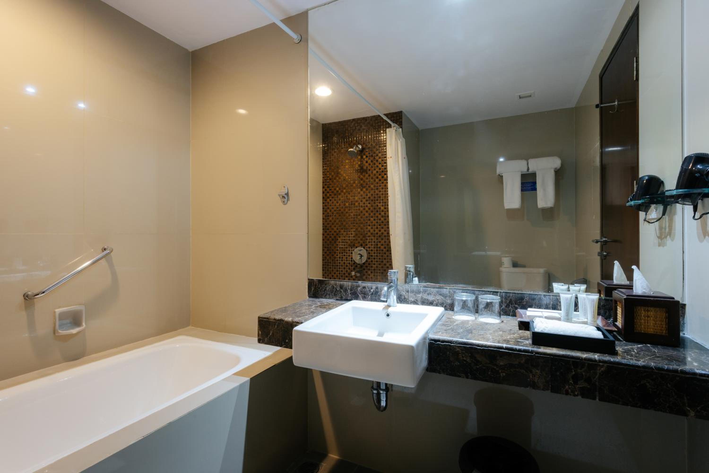 Seva Suite with Balinese Culture and Beach Club Experience - Photo 23