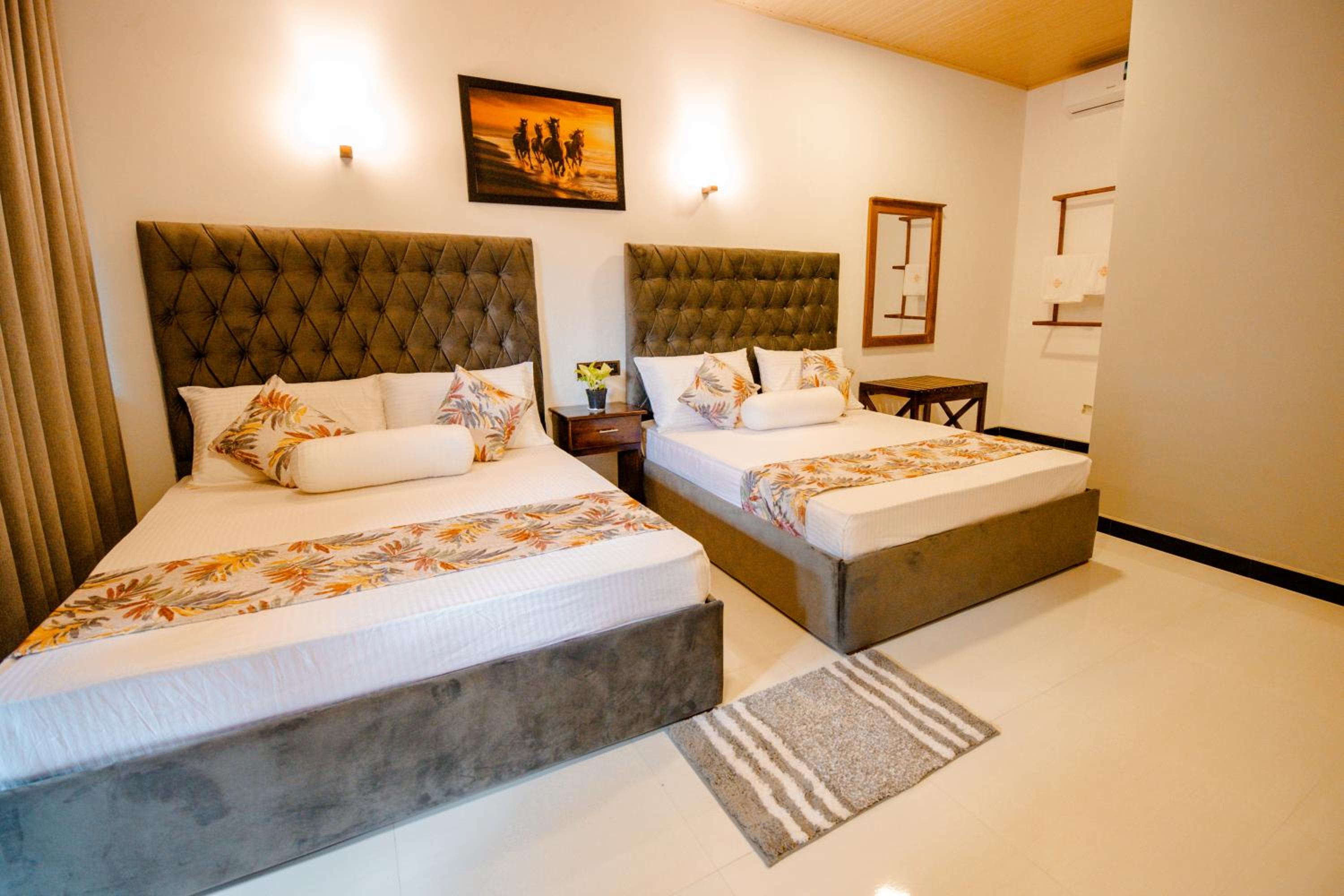 Deluxe Quadruple Room photo 1