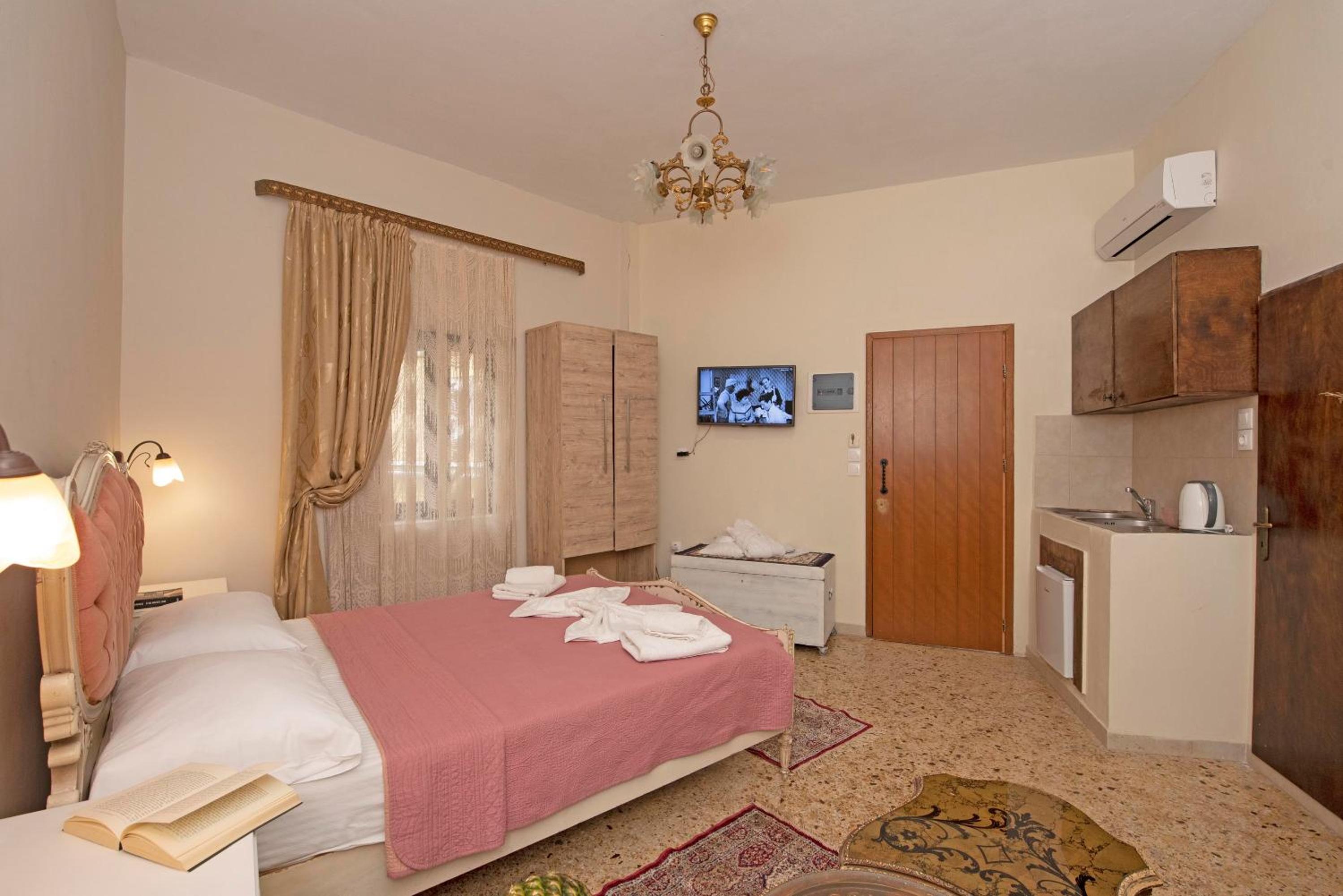 Deluxe Apartment - Photo 11