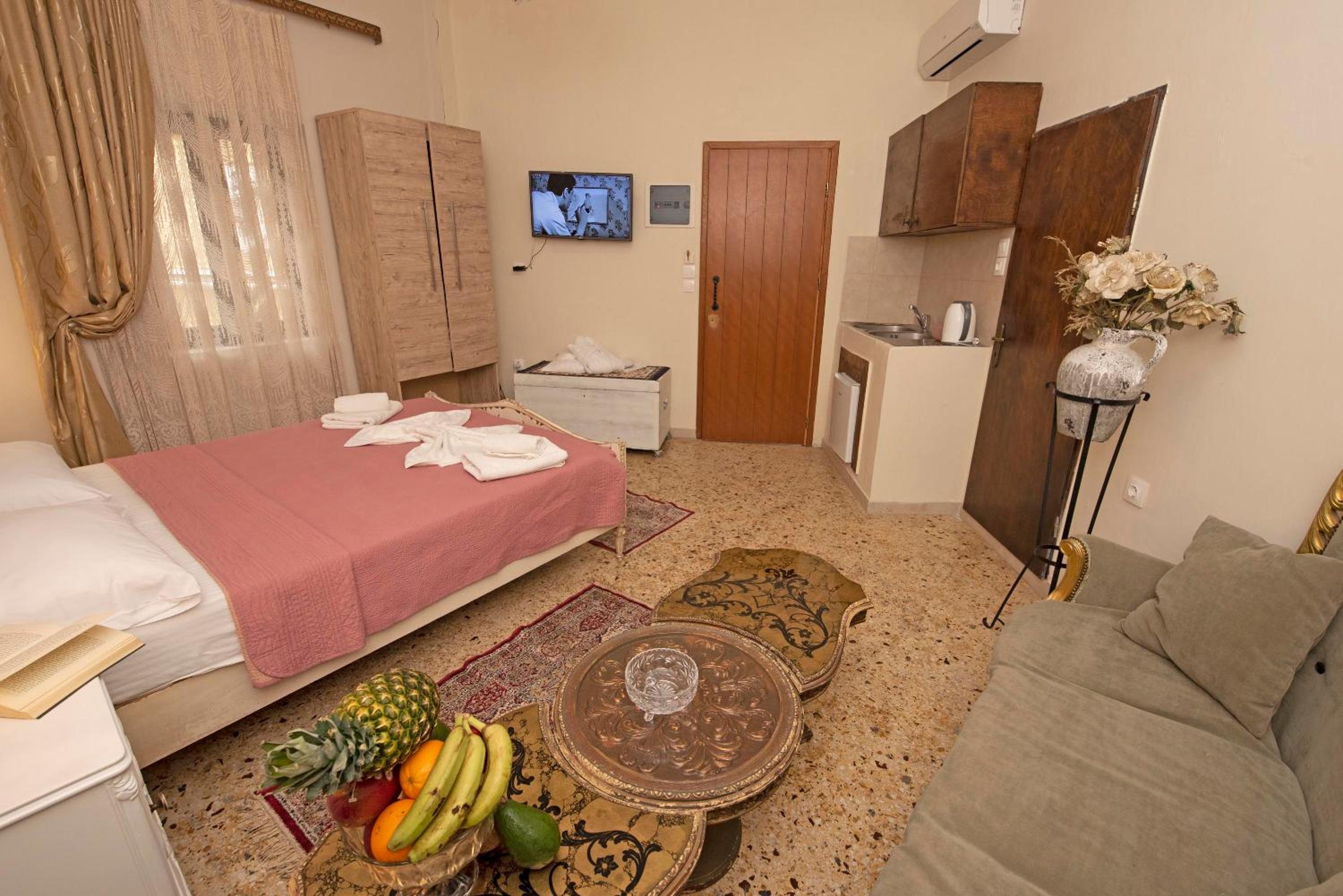 Deluxe Apartment - Photo 9