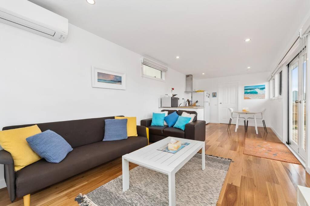 One-Bedroom House photo 3
