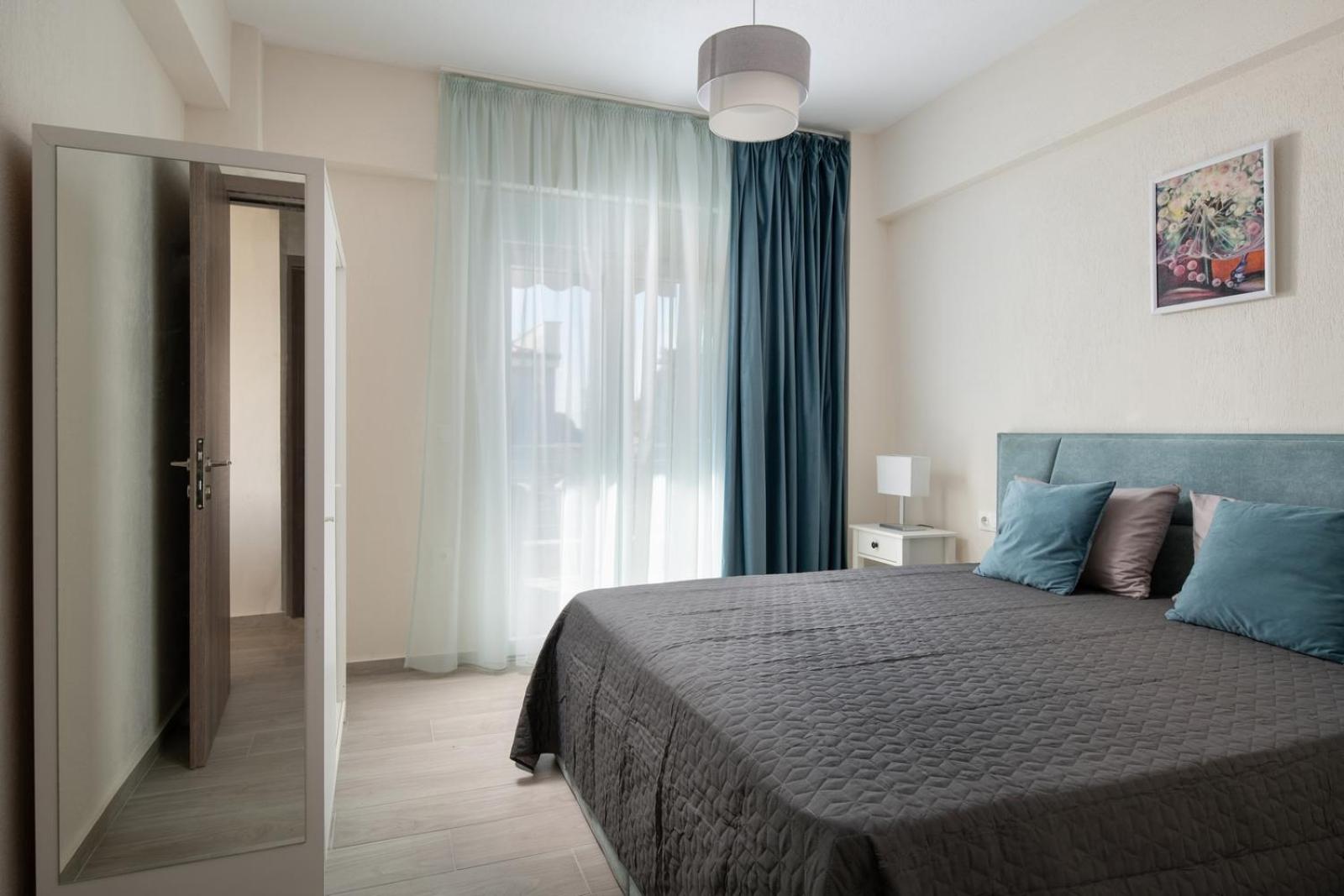 Two-Bedroom Deluxe Apartment With Balcony