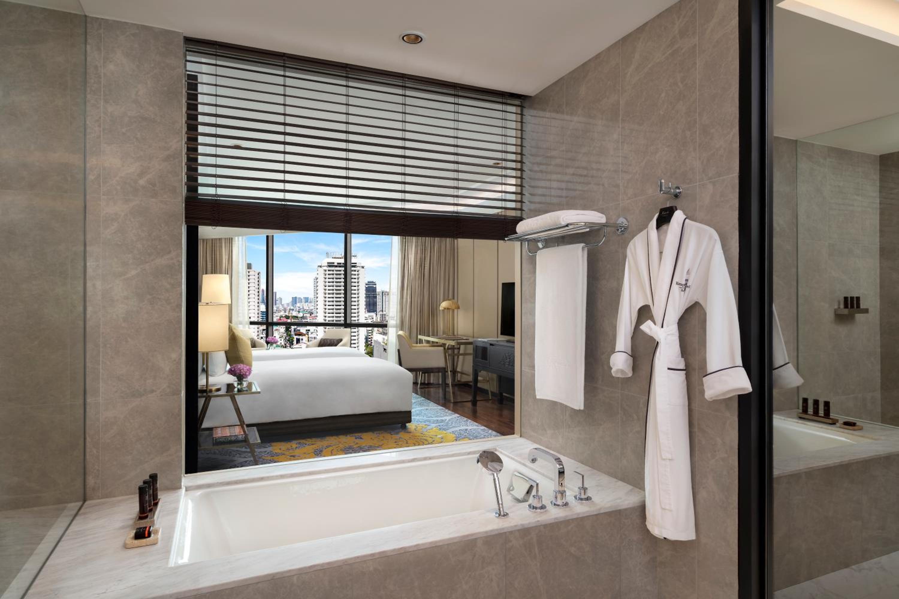 Penthouse Suite