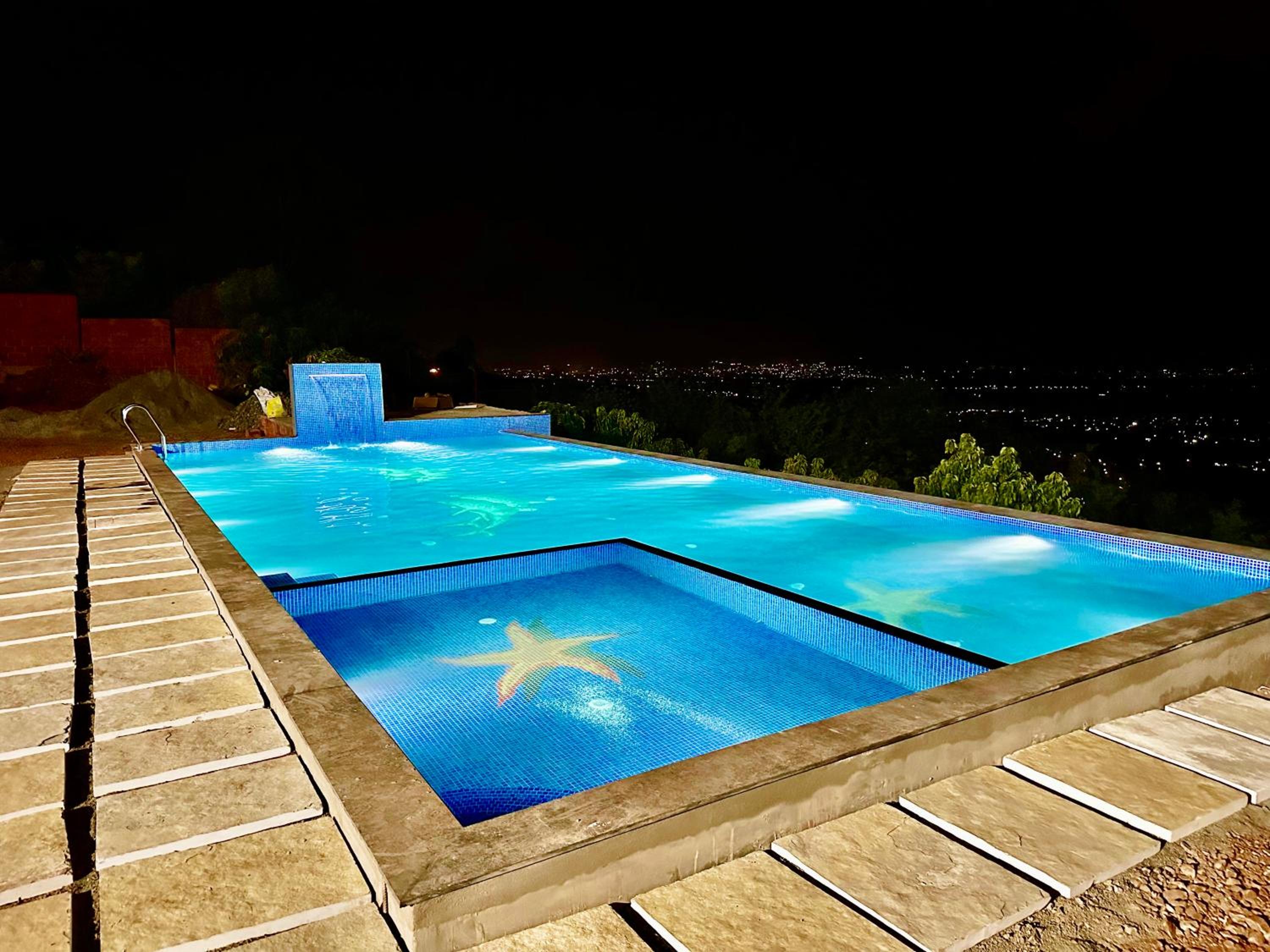 Deluxe Villa photo 3