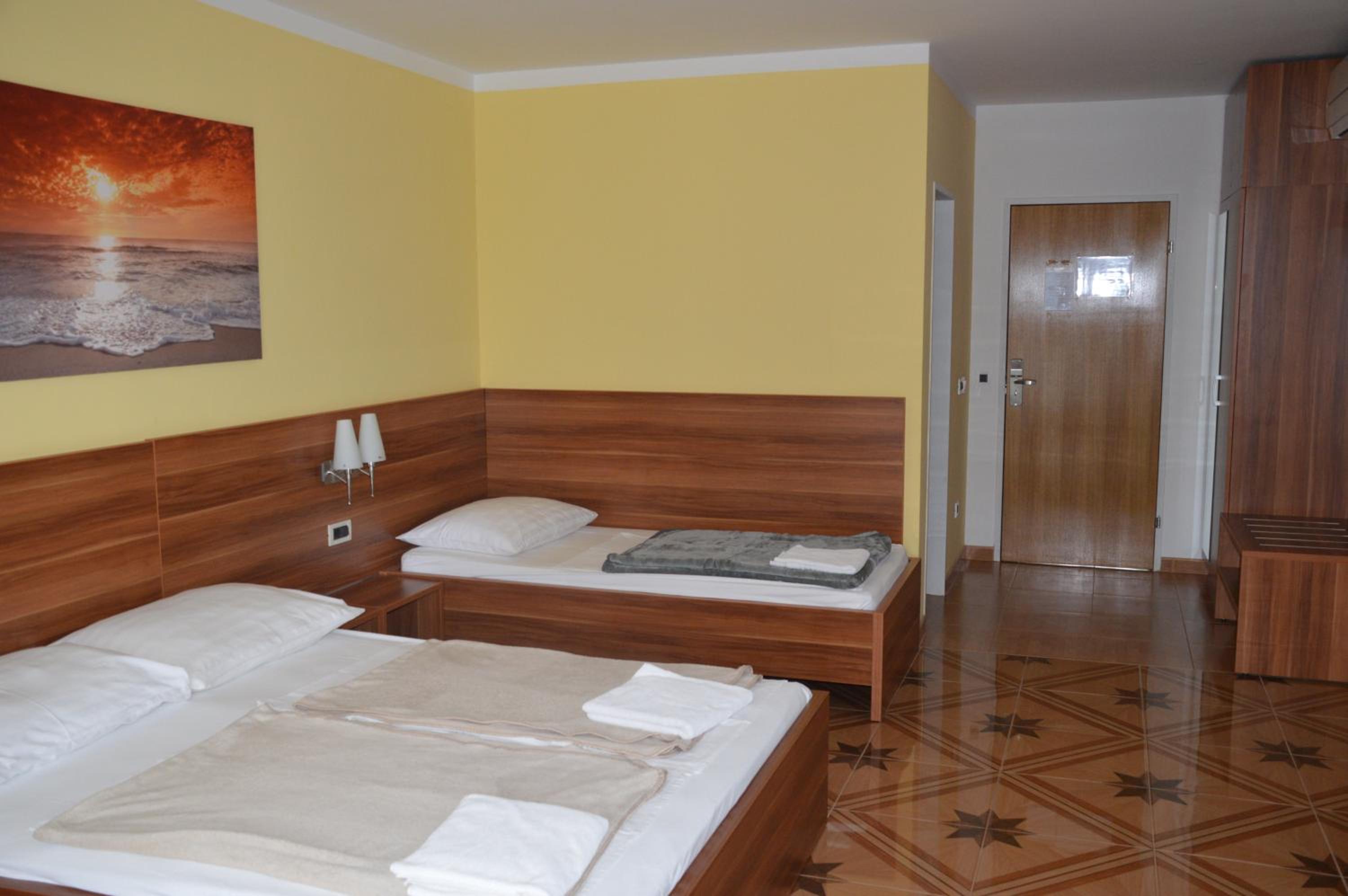 Triple Room With Balcony