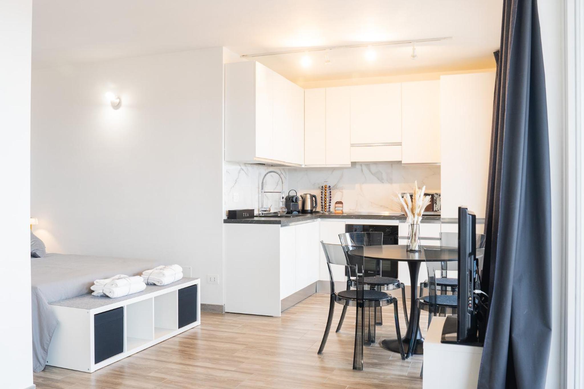 One-Bedroom Apartment