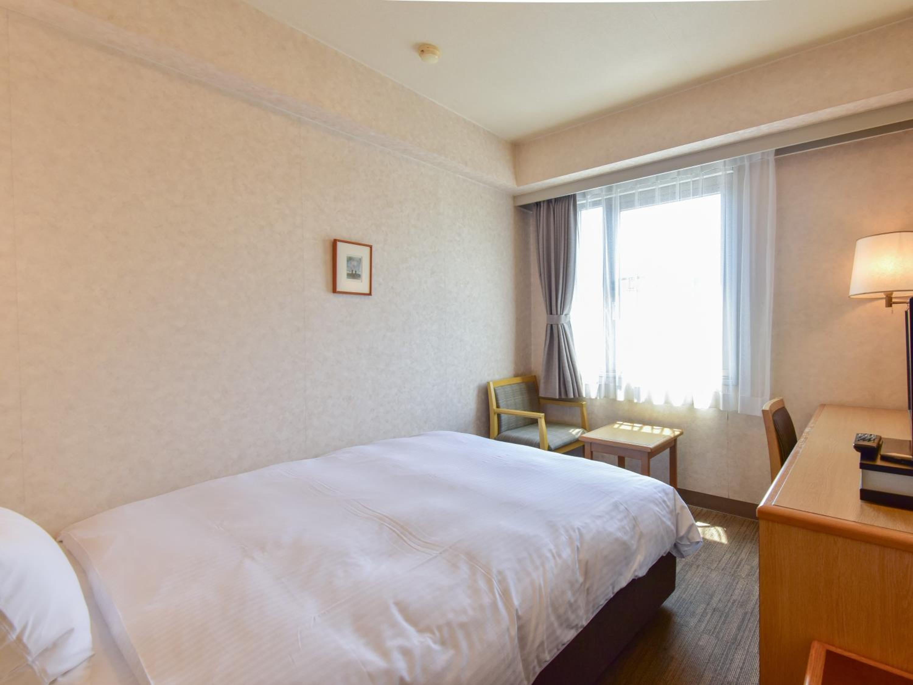 Double Room - Non-Smoking  photo 1