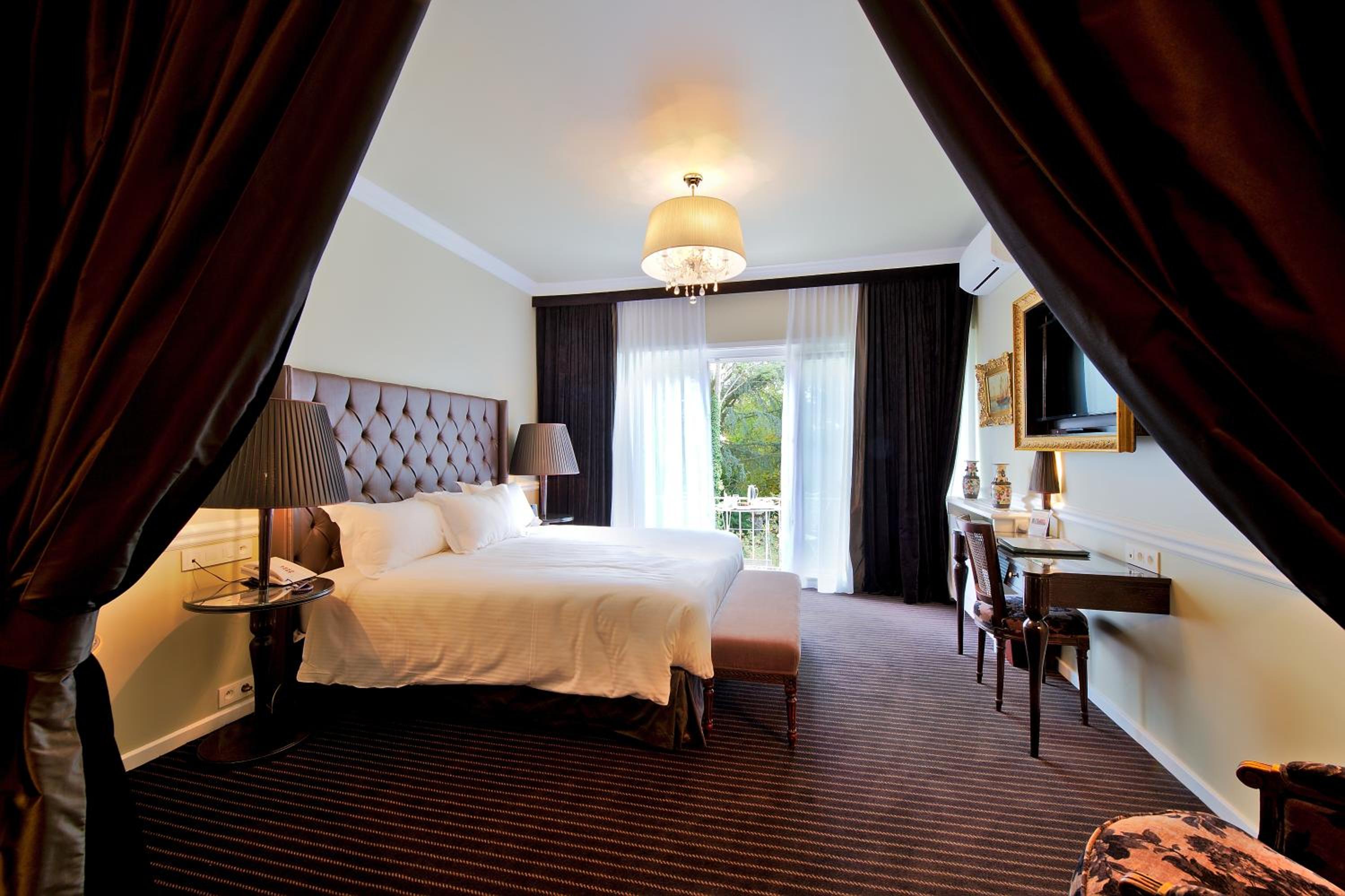 Deluxe Double or Twin Room - Photo 1