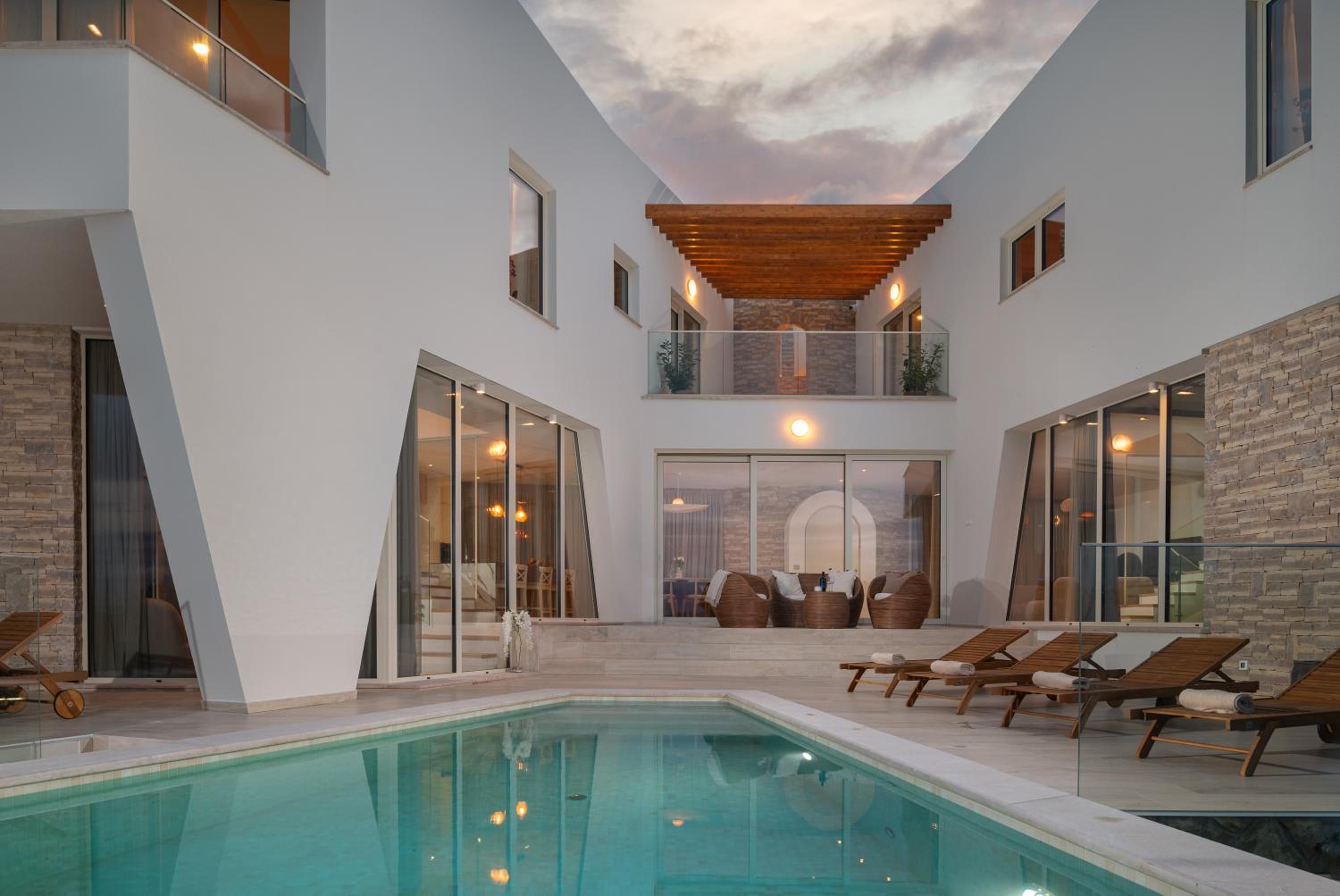 Villa photo 3