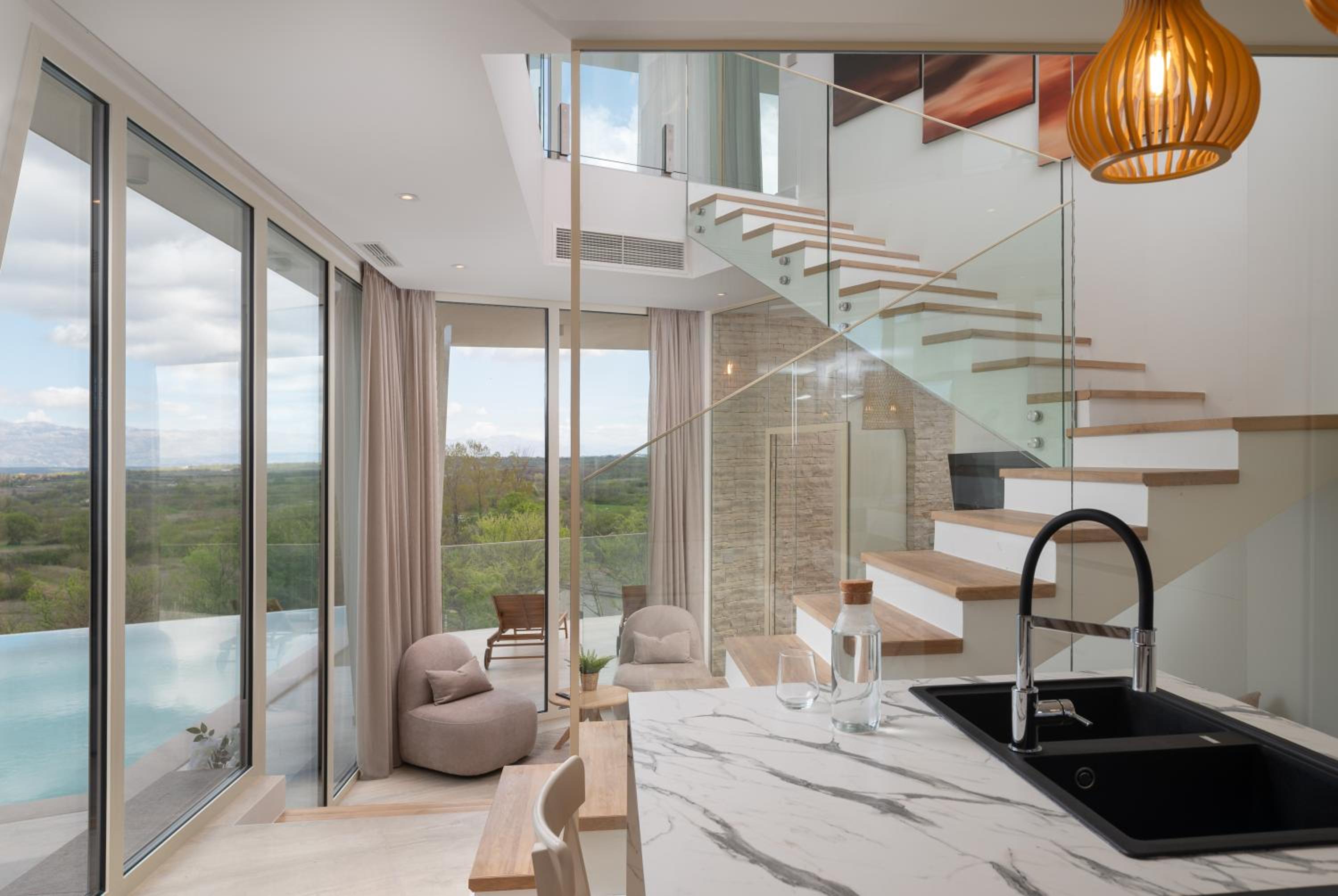 Villa photo 1