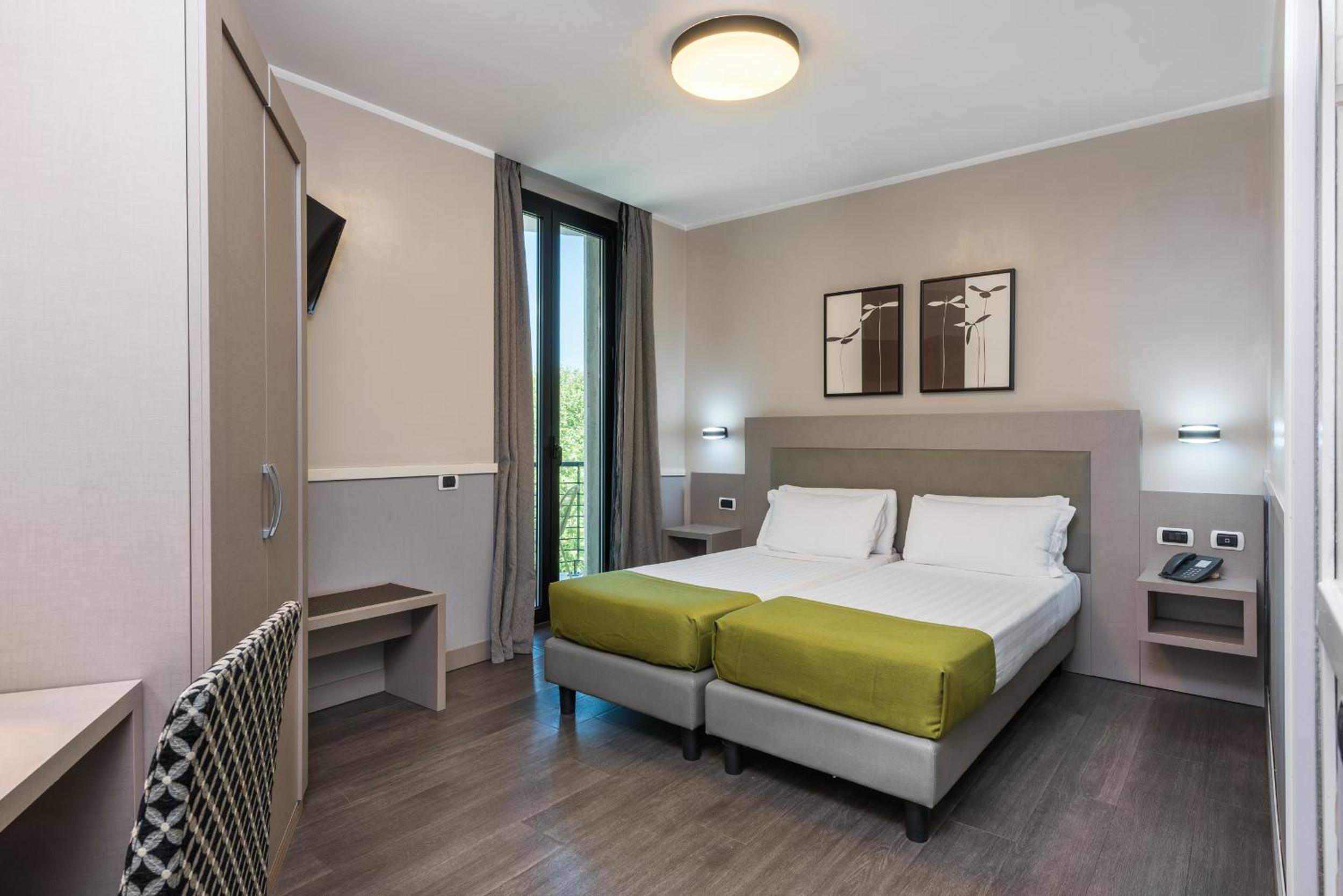 Classic Twin Room photo 1