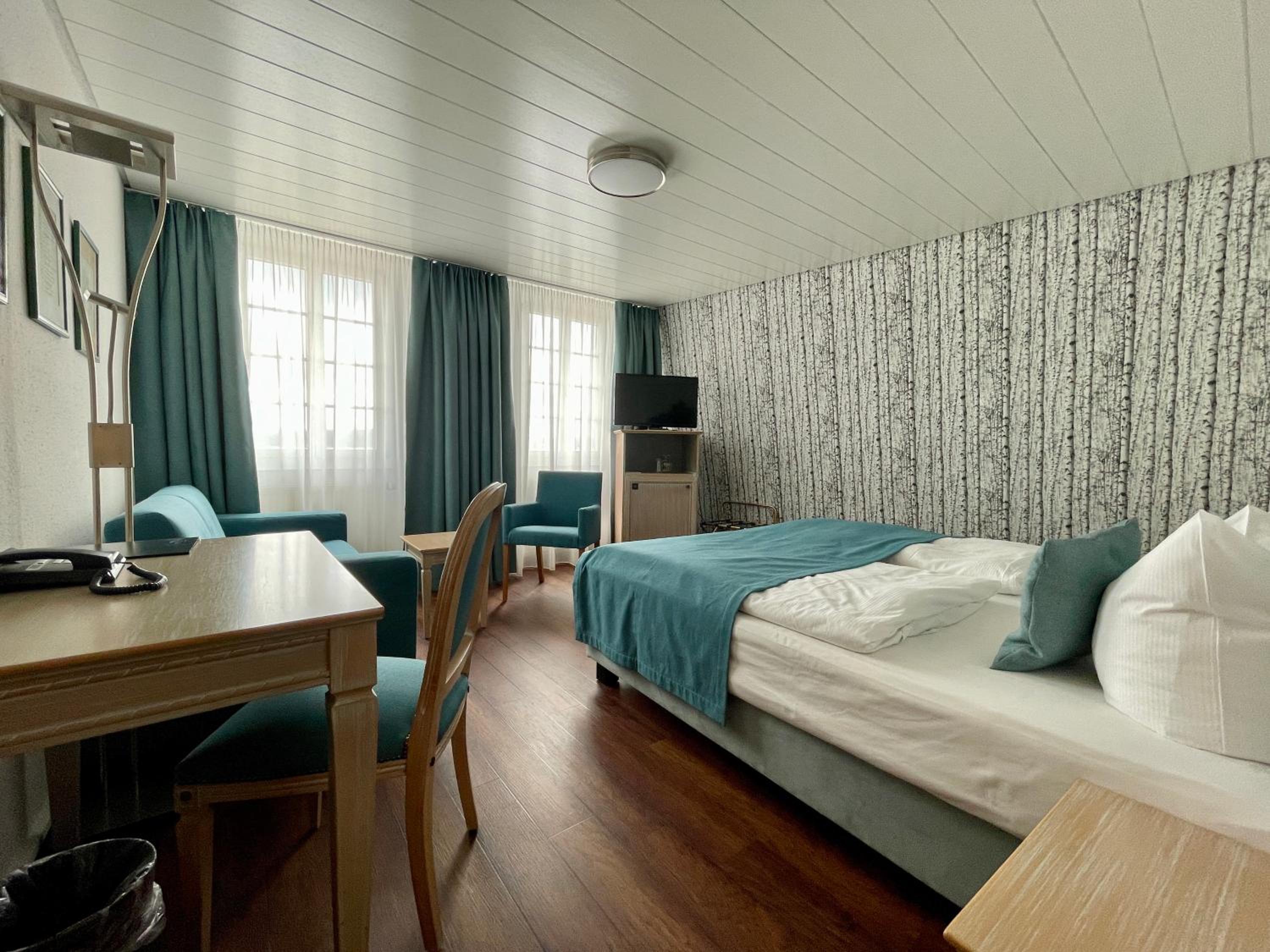 Double Room - Photo 12