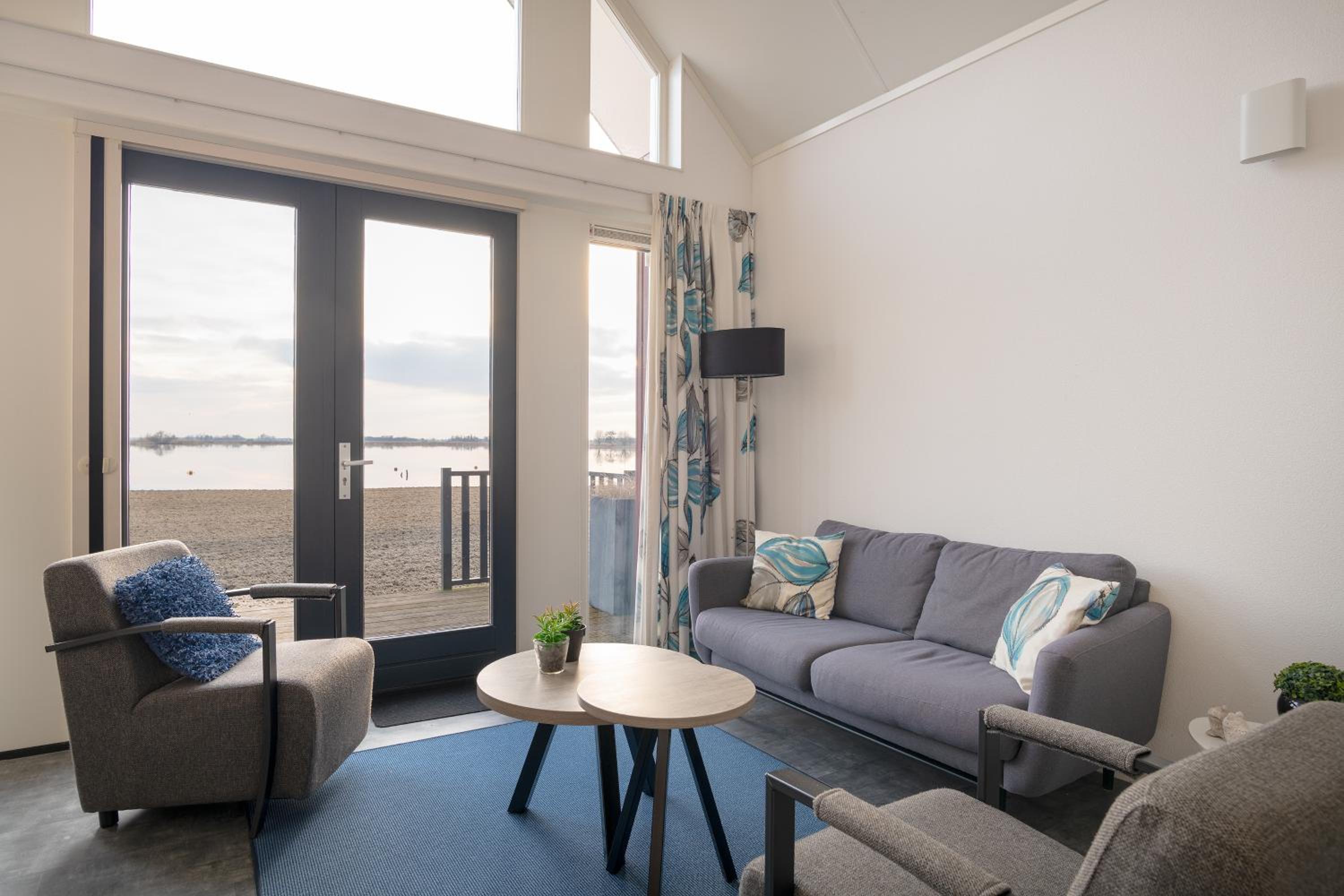 Bungalow - Beach Front photo 3