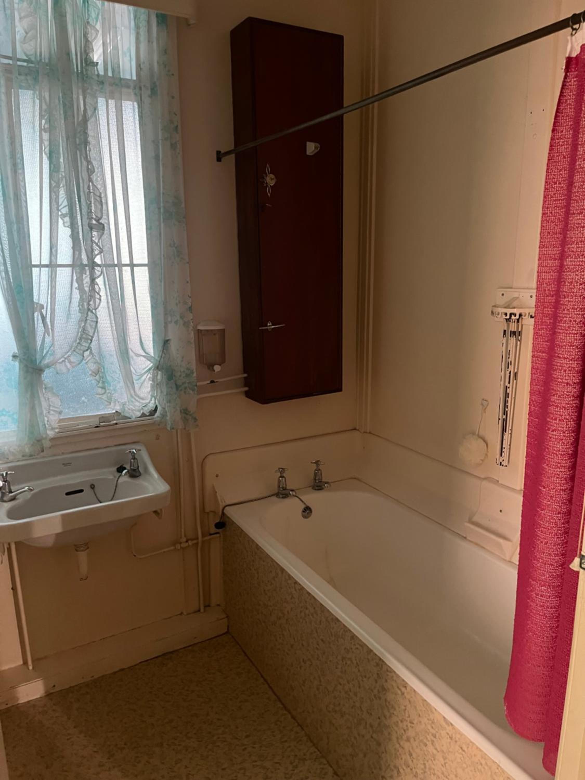 One-Bedroom House photo 2