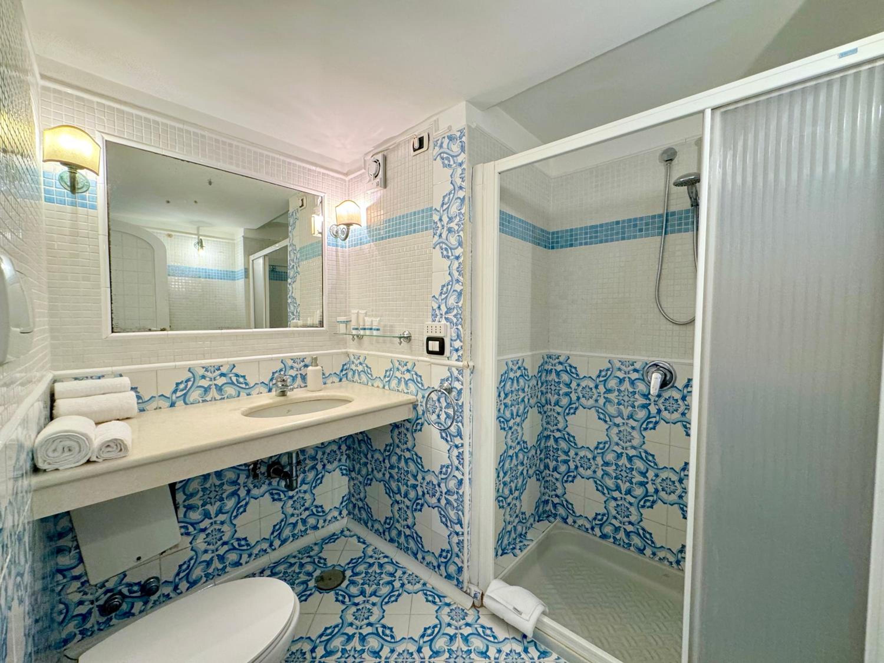 Two-Bedroom Apartment with Sea View photo 3