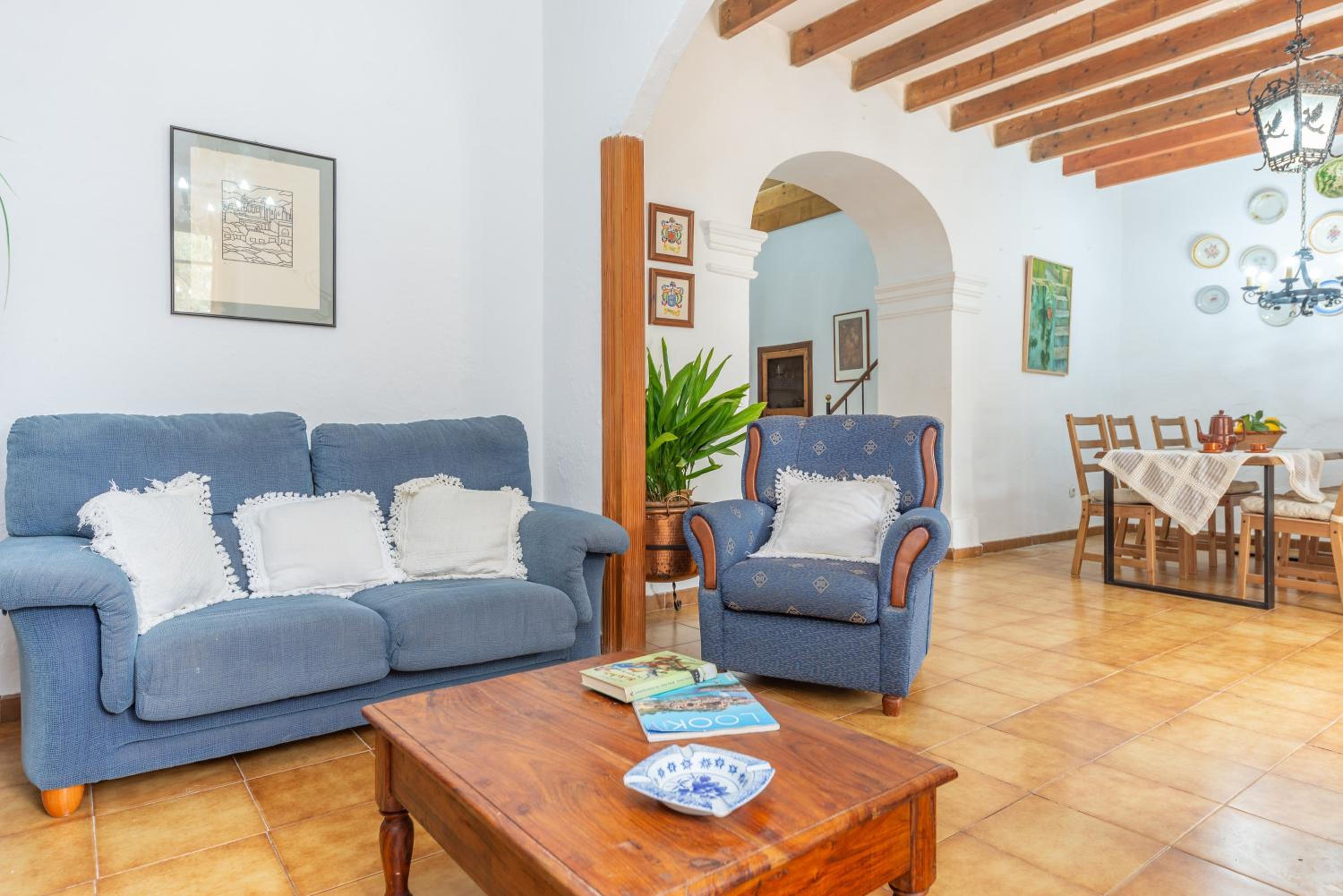 Villa de Tres Habitaciones