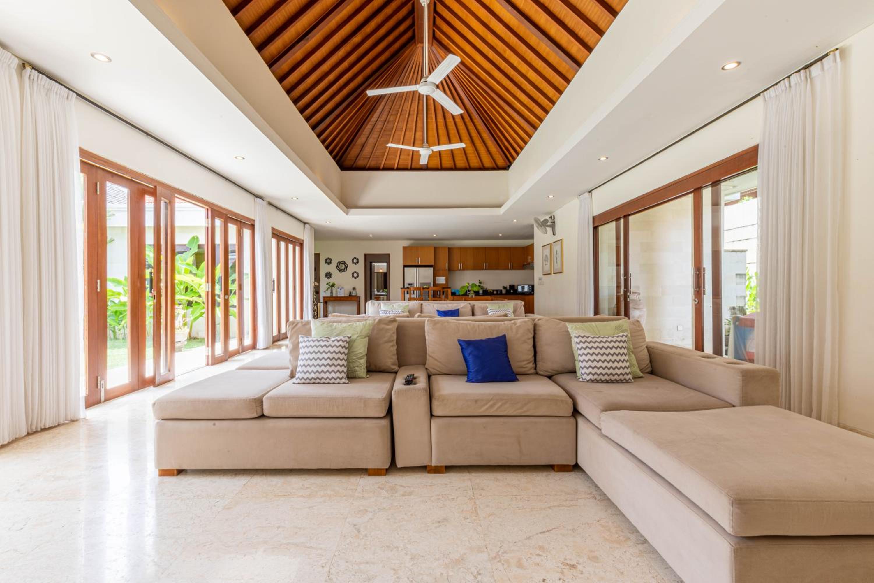 Villa with Garden View - Photo 19