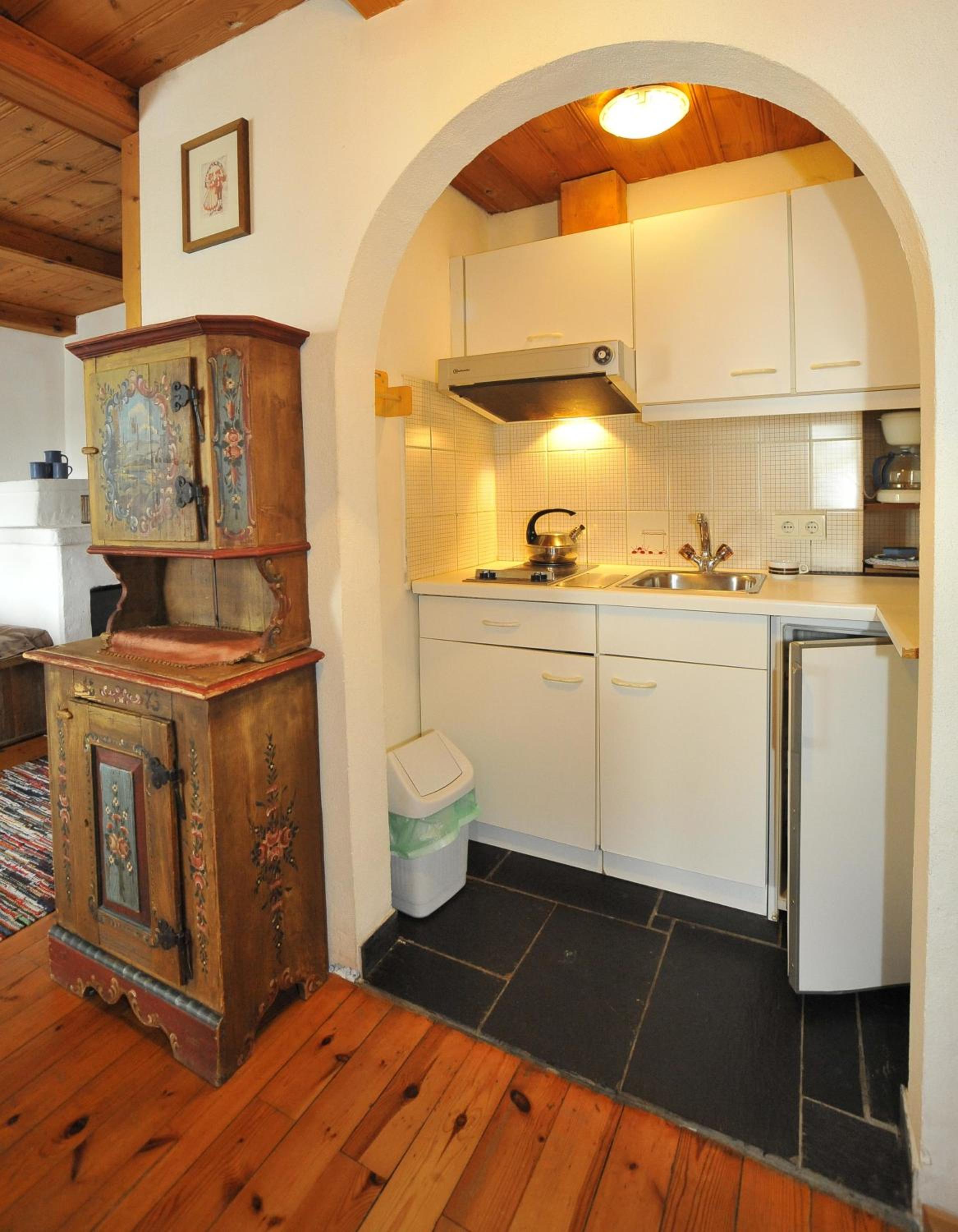 Apartment with Balcony and Mountain View photo 2