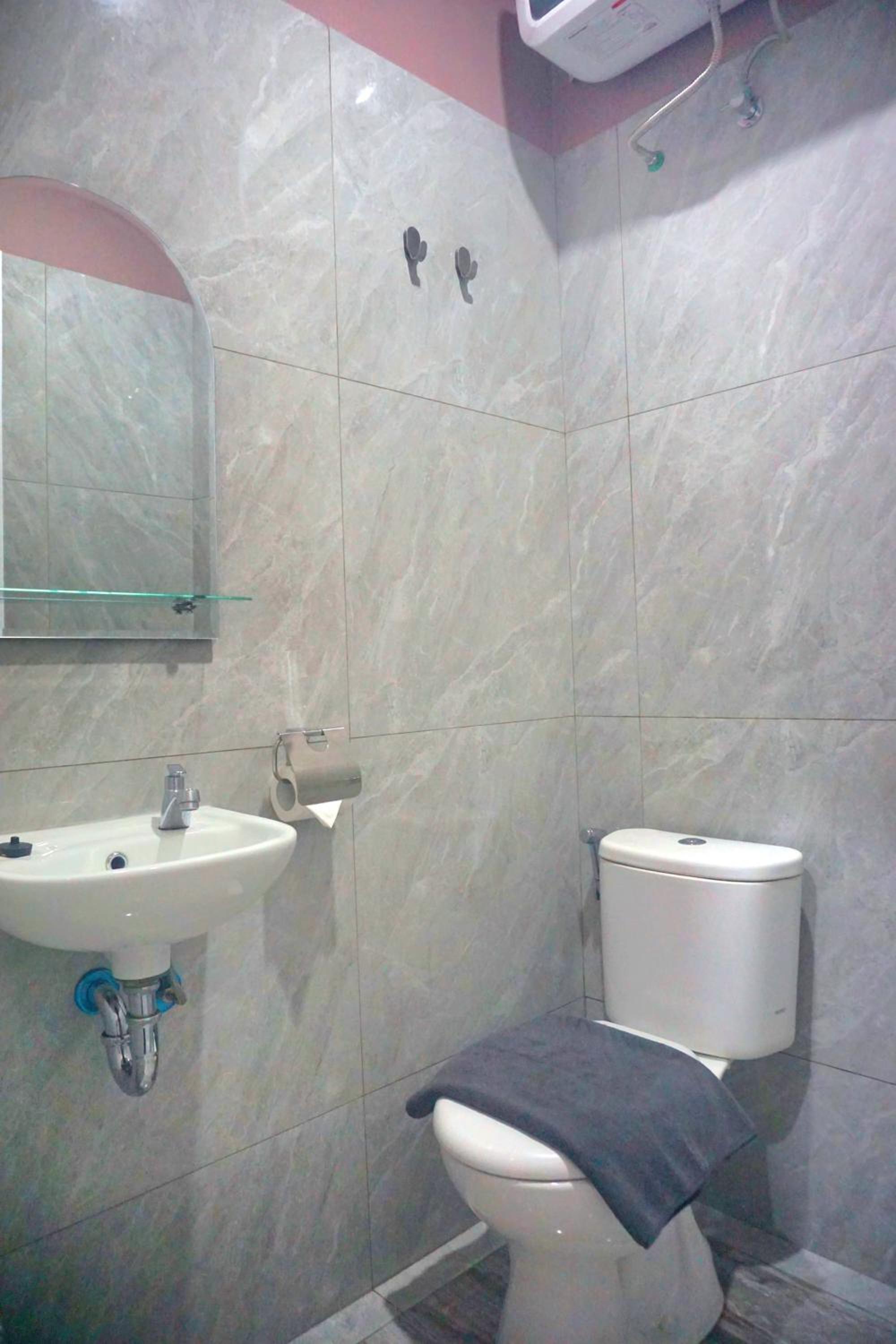 Deluxe Twin Room - Photo 2
