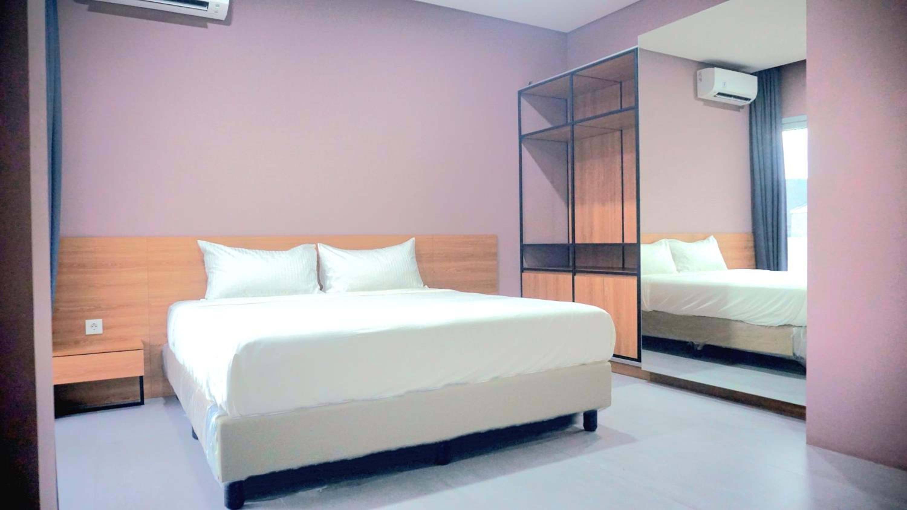 Large Double Room photo 2