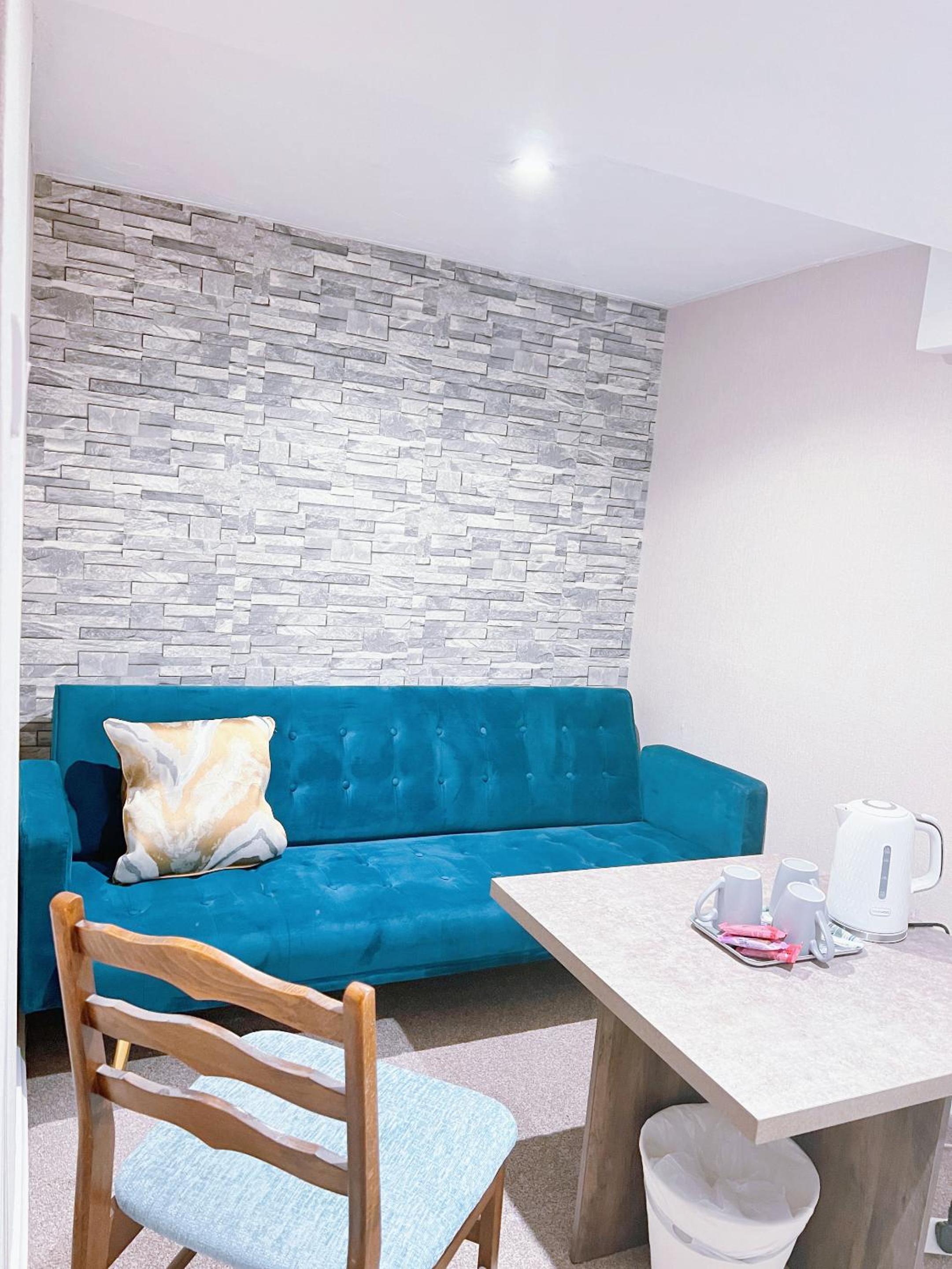 Budget Triple Room - Photo 2