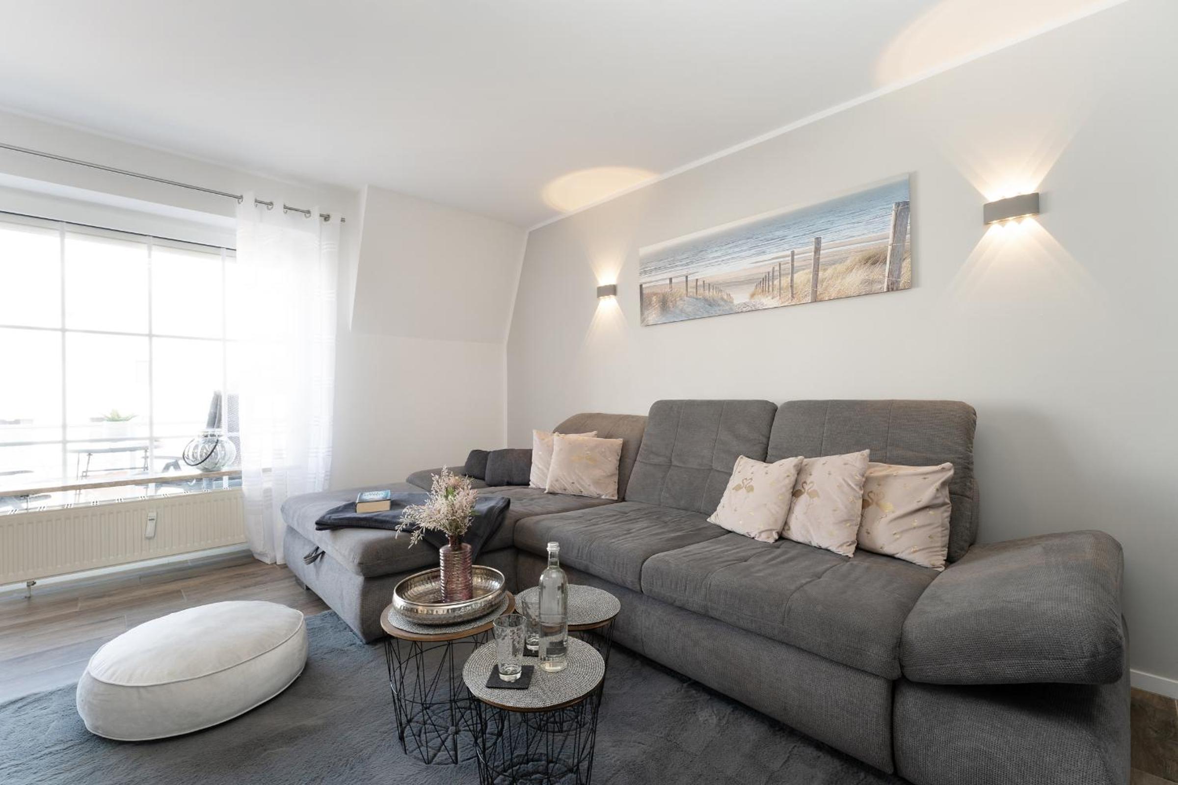 Apartment photo 1