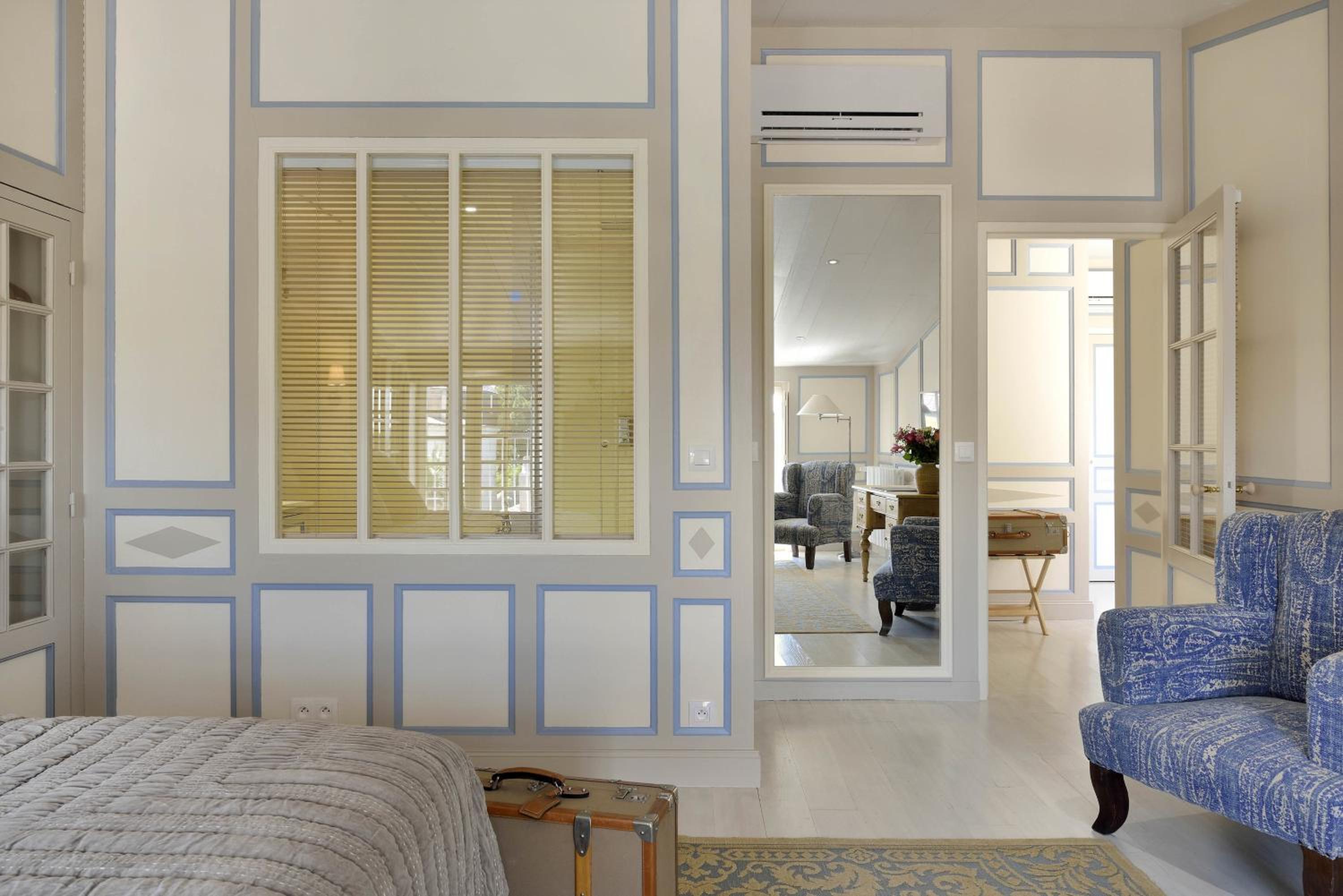 Deluxe Suite Room