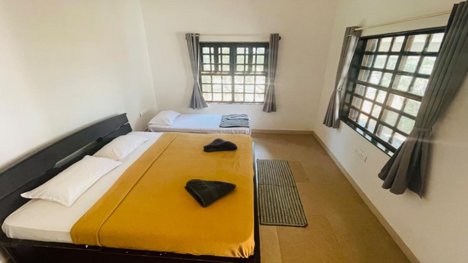Triple Room With View