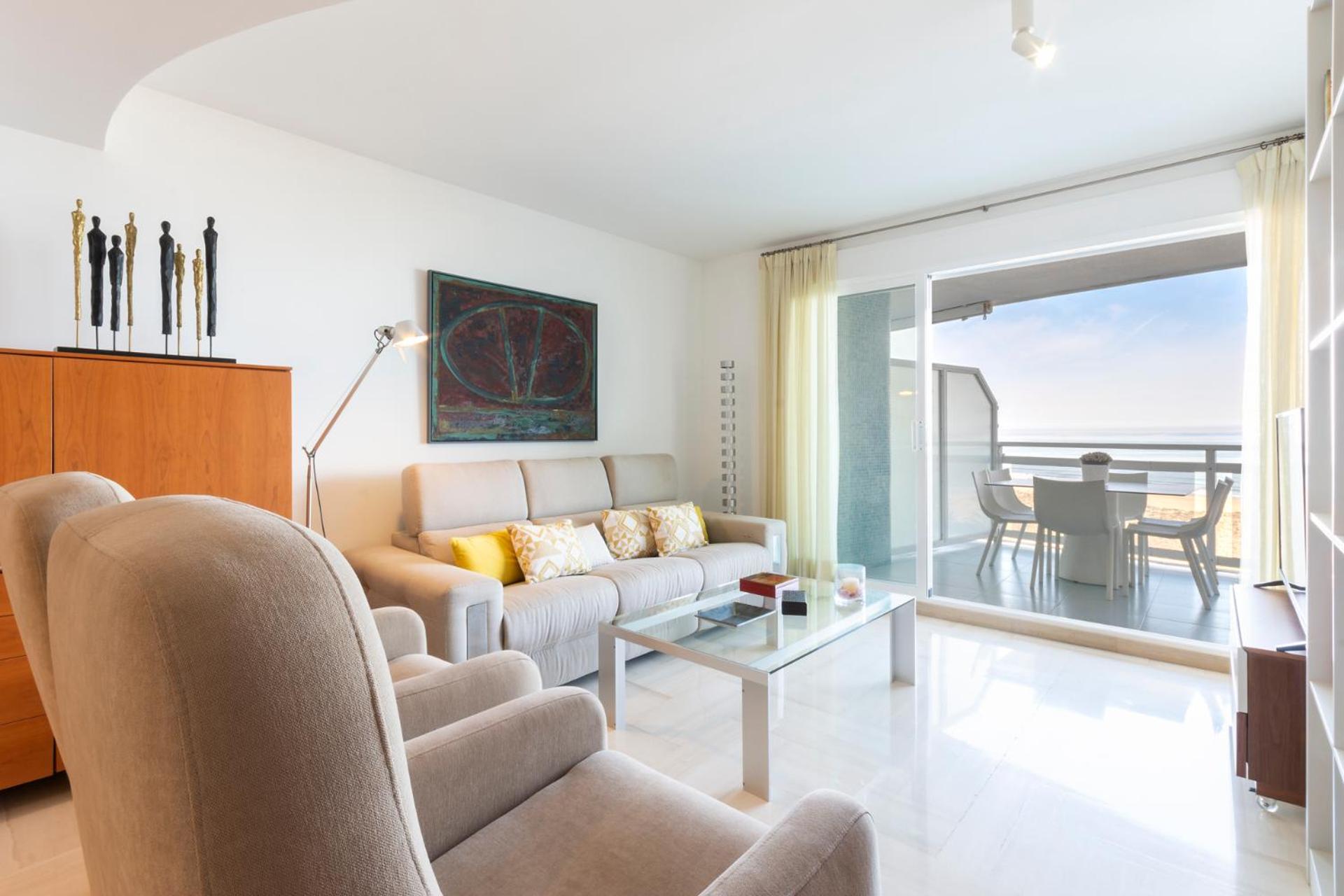 Studio Apartment with Sea View photo 3
