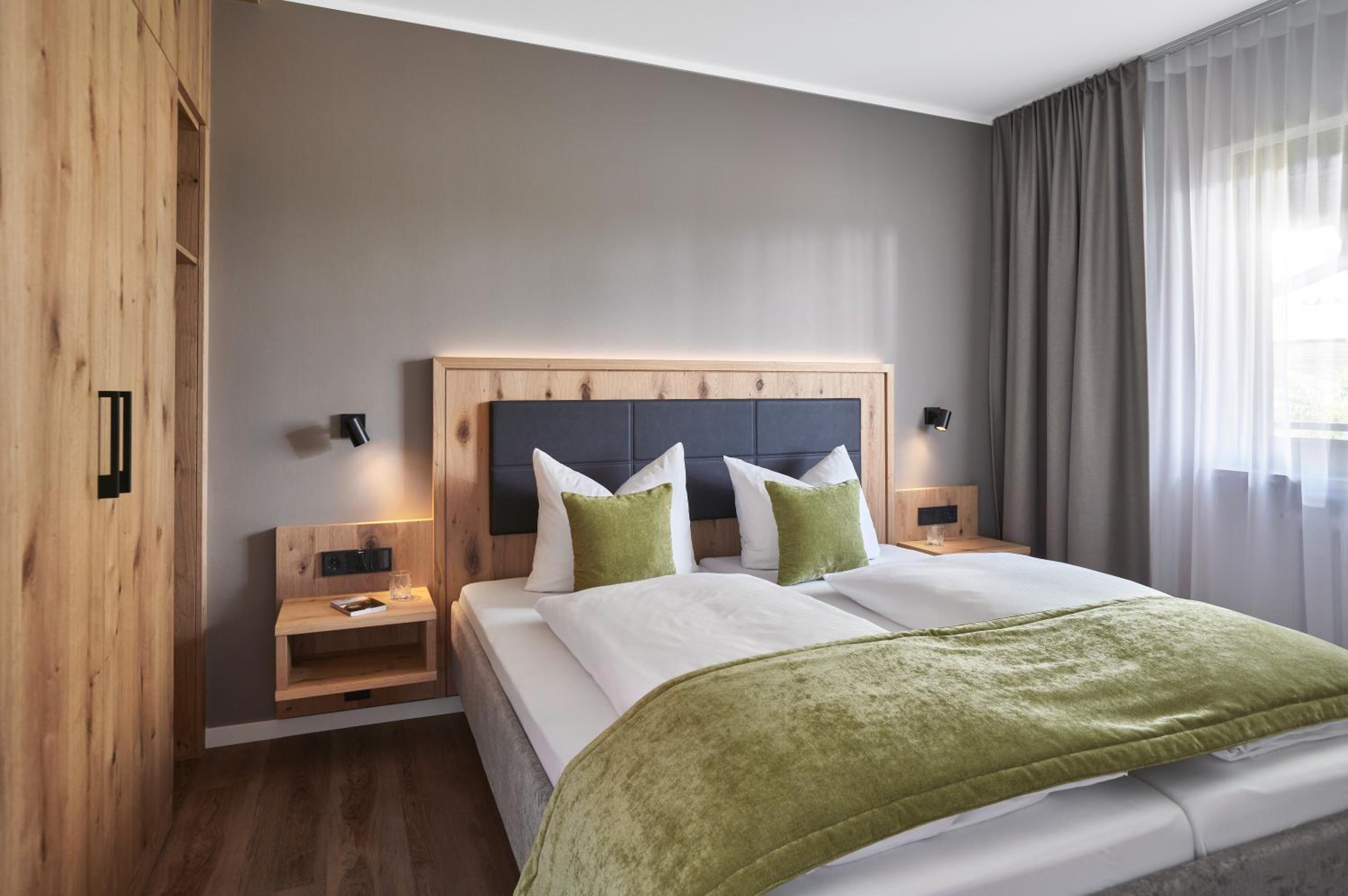 Superior Suite - Photo 3