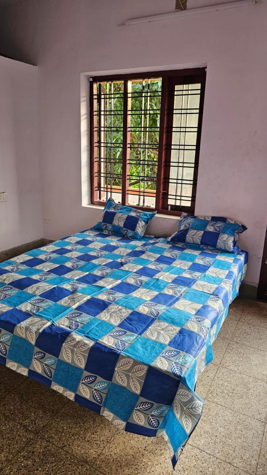 Budget Double Room photo 3